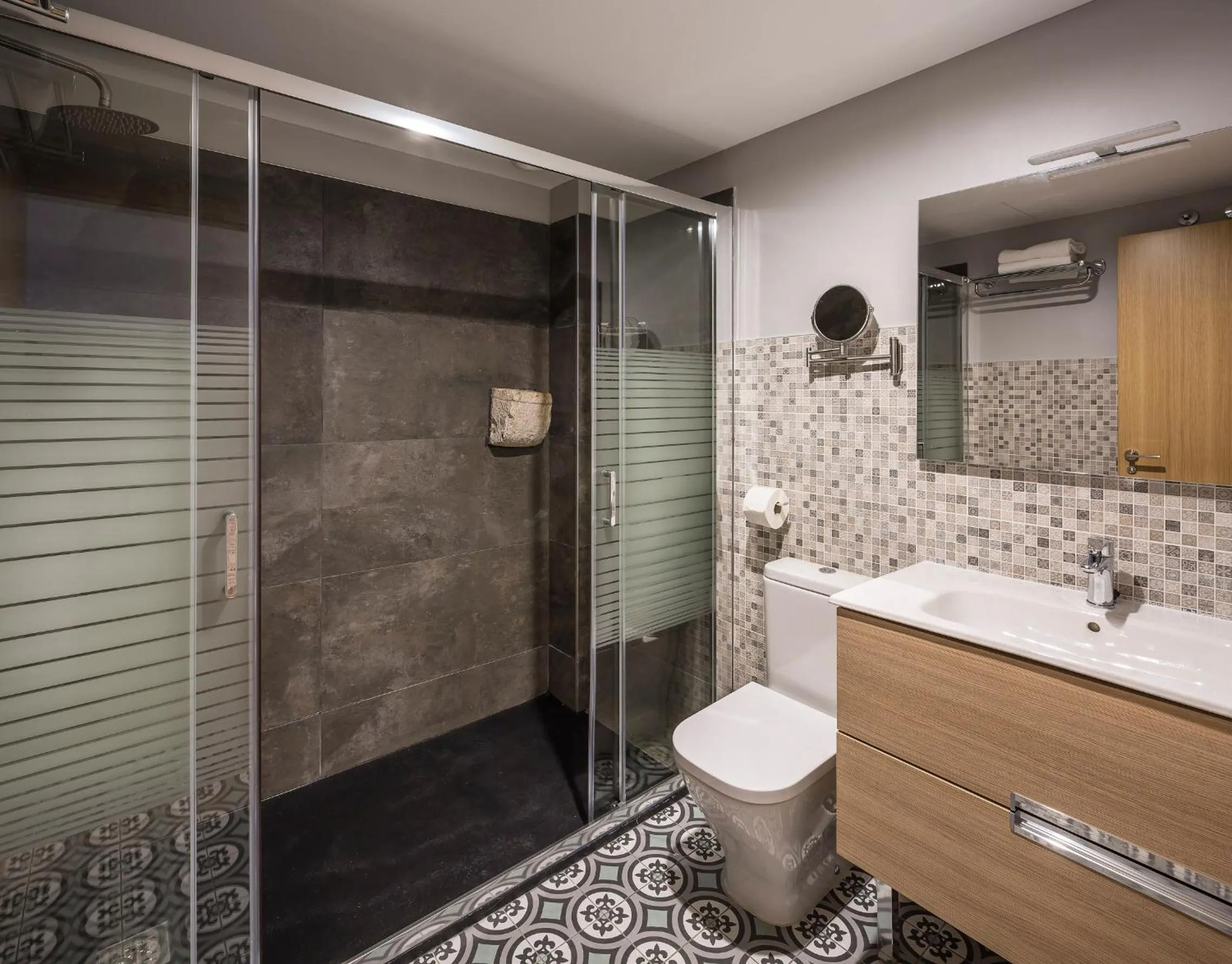 Shower in Catalina Suites San Nicolas