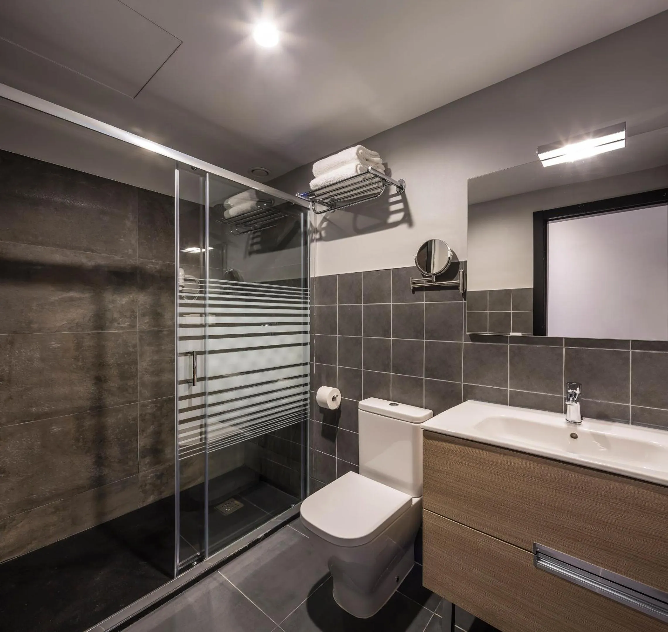 Shower in Catalina Suites San Nicolas