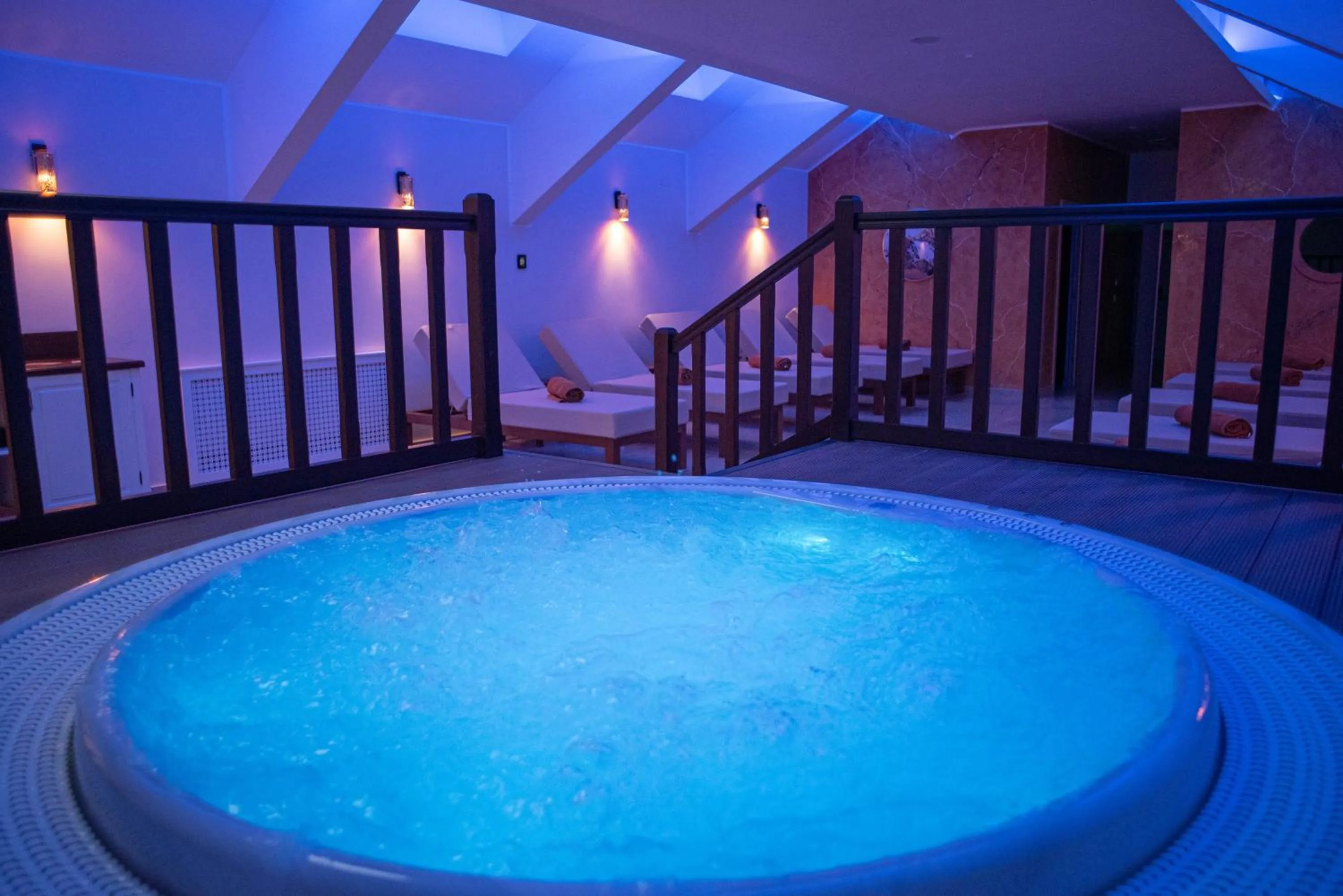 Hot Tub in Hotel Anda