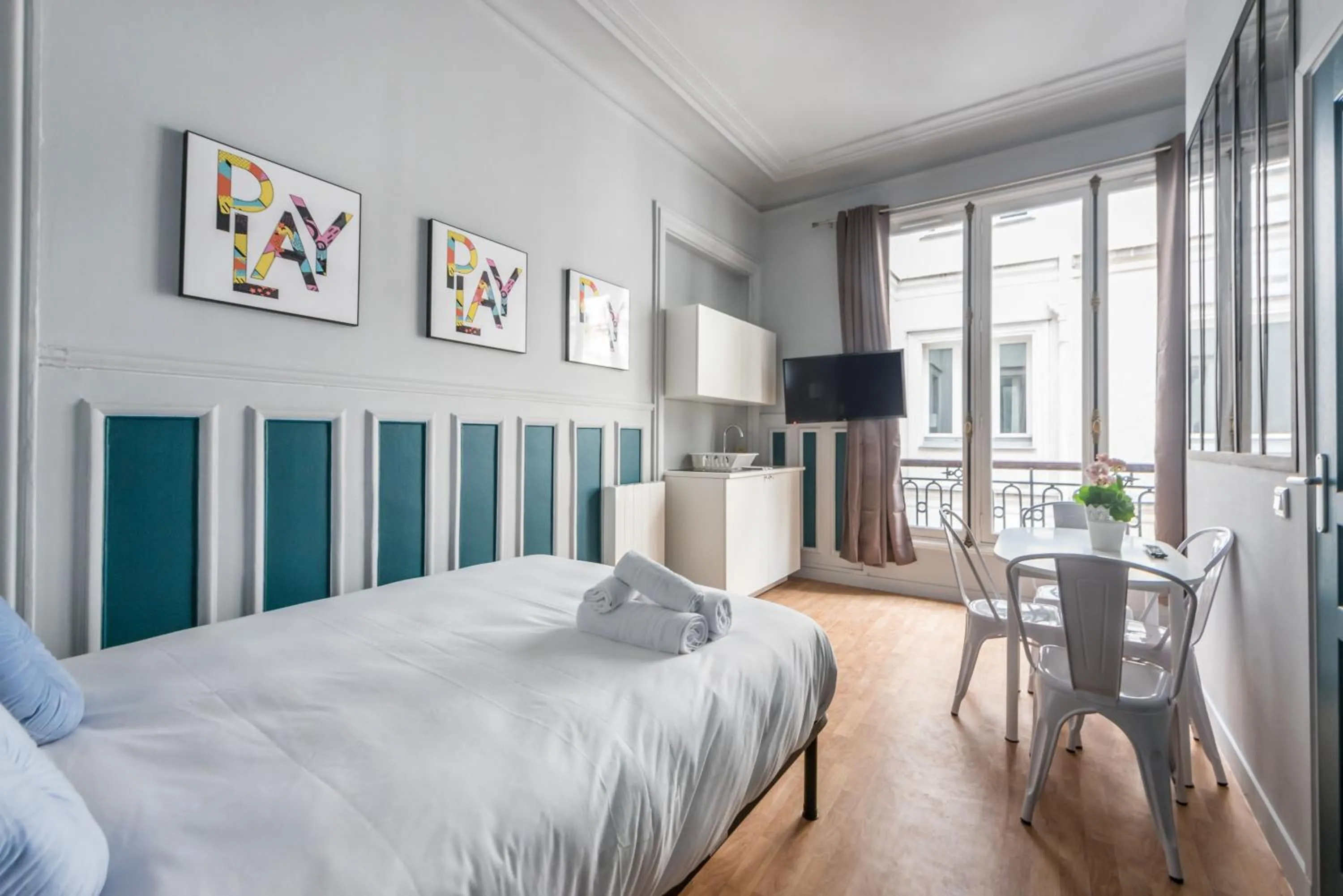 Bedroom, Bed in WS Saint-Lazare - Opera