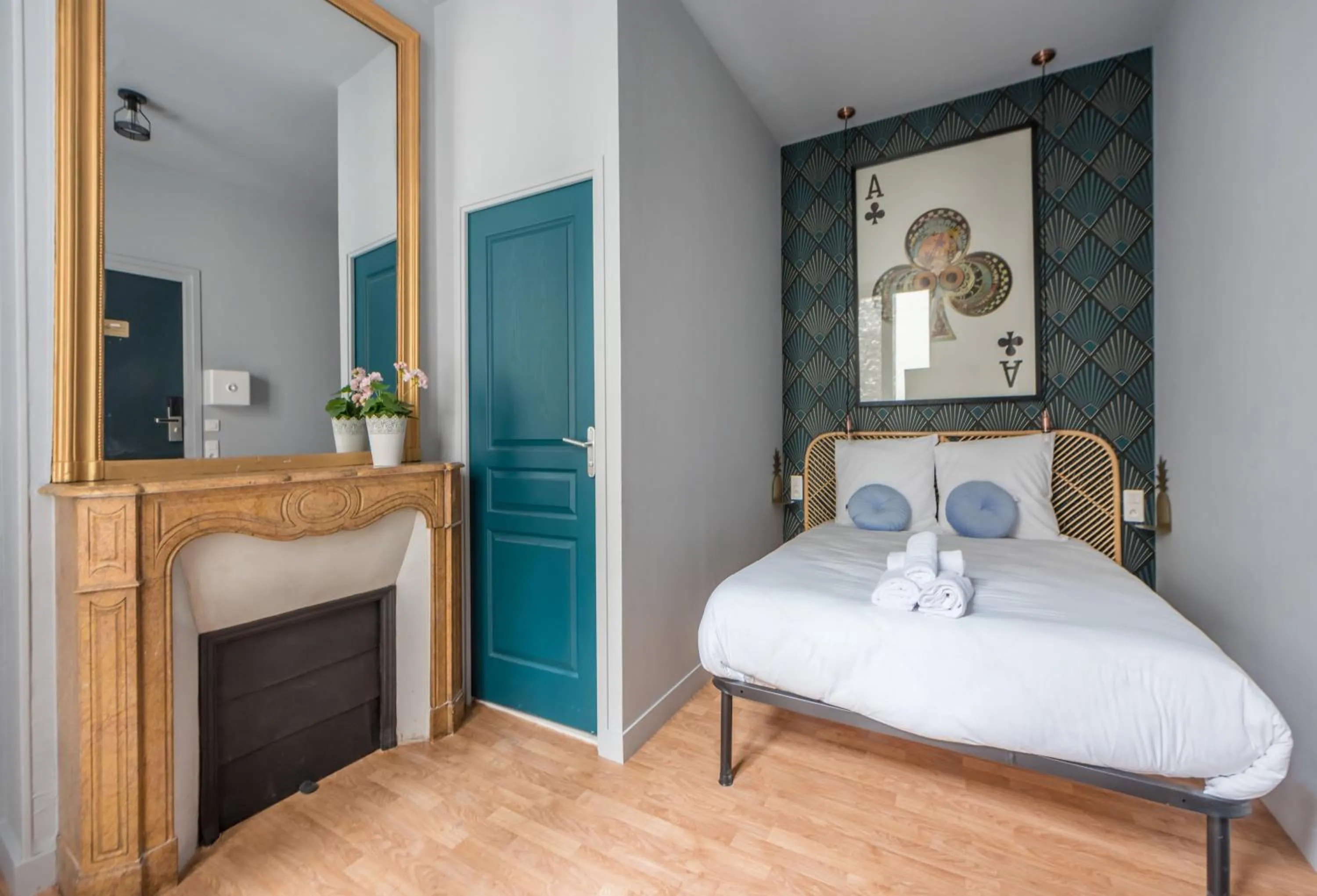 Bedroom, Bed in WS Saint-Lazare - Opera