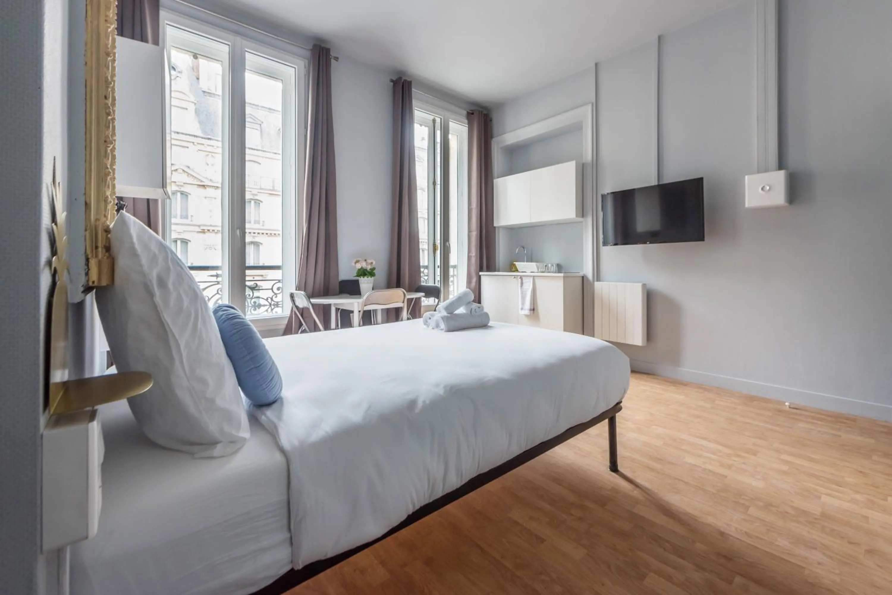 Bedroom, Bed in WS Saint-Lazare - Opera