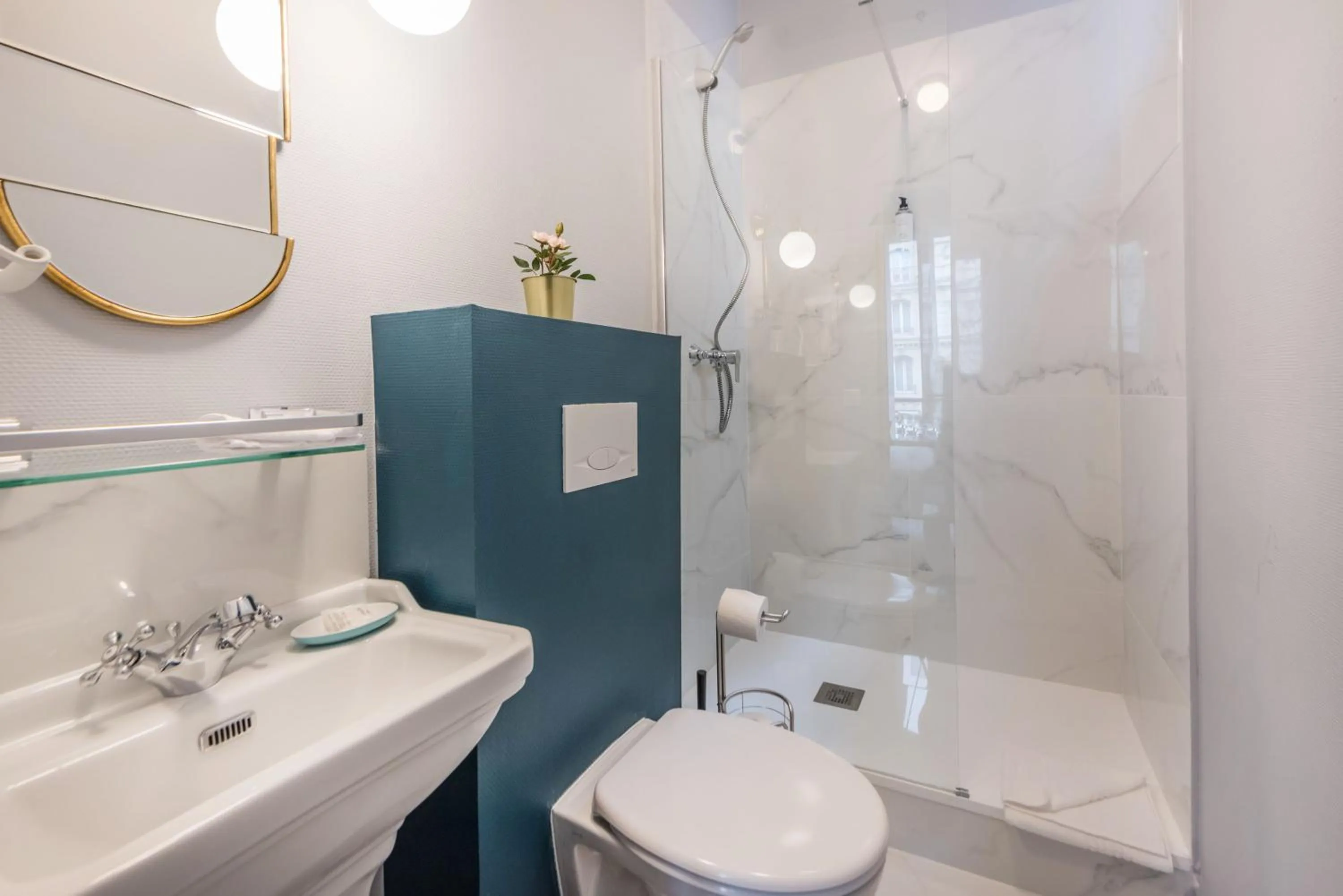 Bathroom in WS Saint-Lazare - Opera