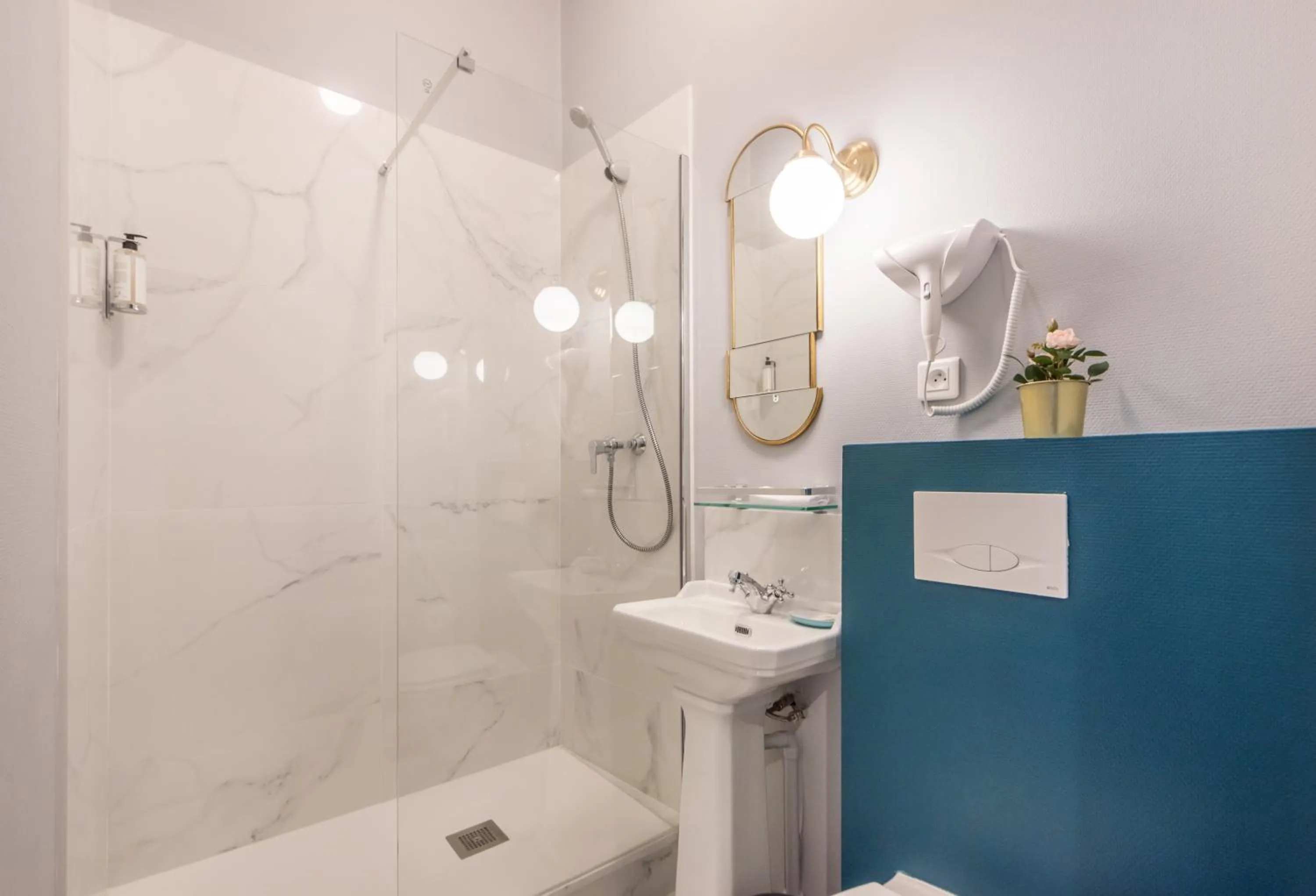 Bathroom in WS Saint-Lazare - Opera