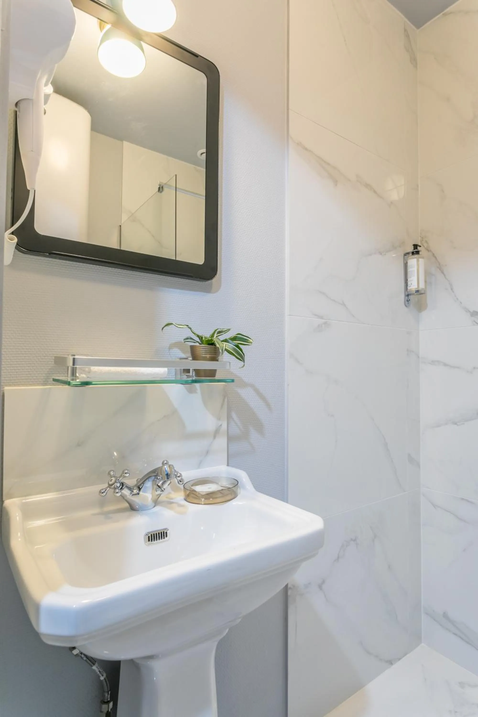 Bathroom in WS Saint-Lazare - Opera