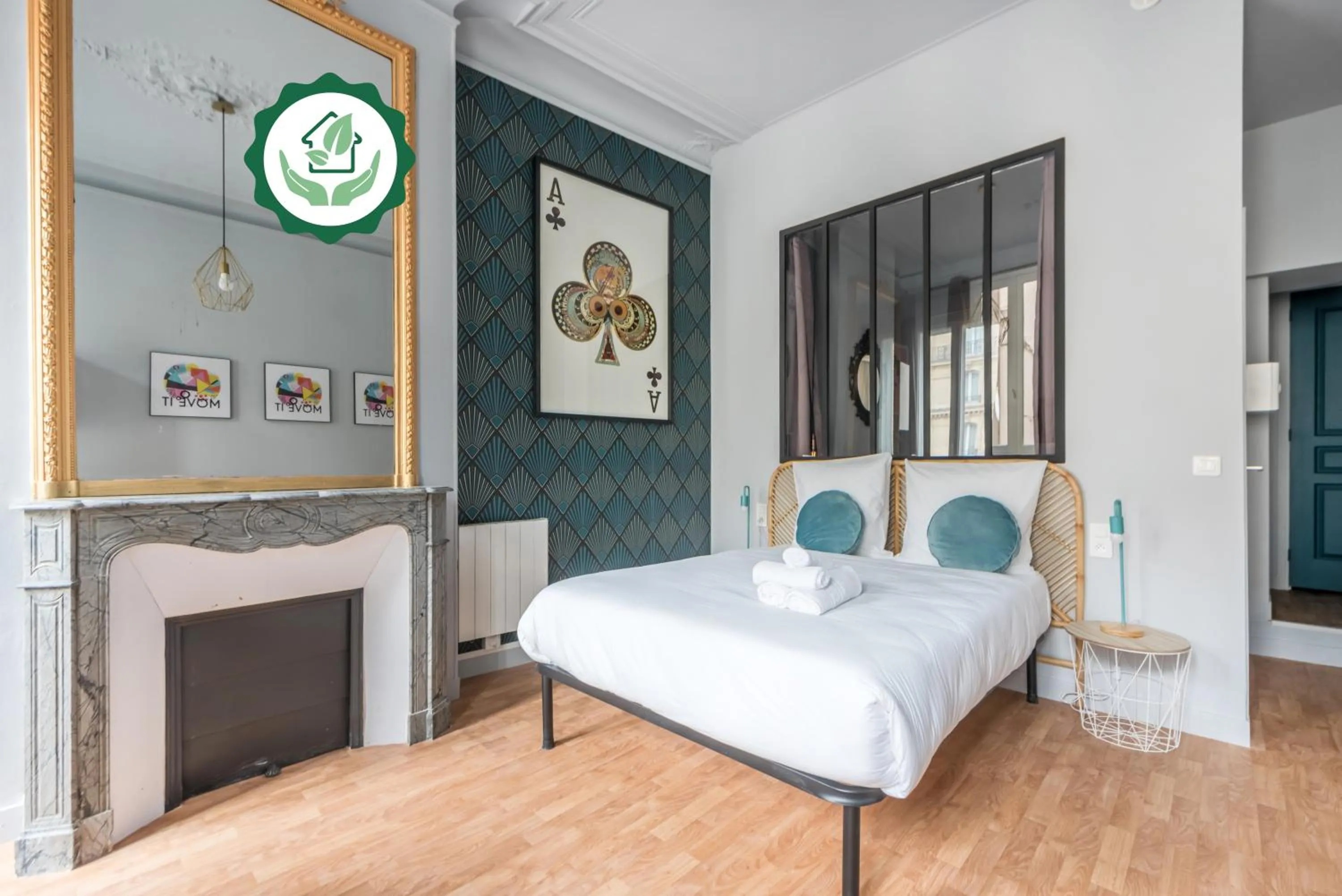 Living room, Bed in WS Saint-Lazare - Opera