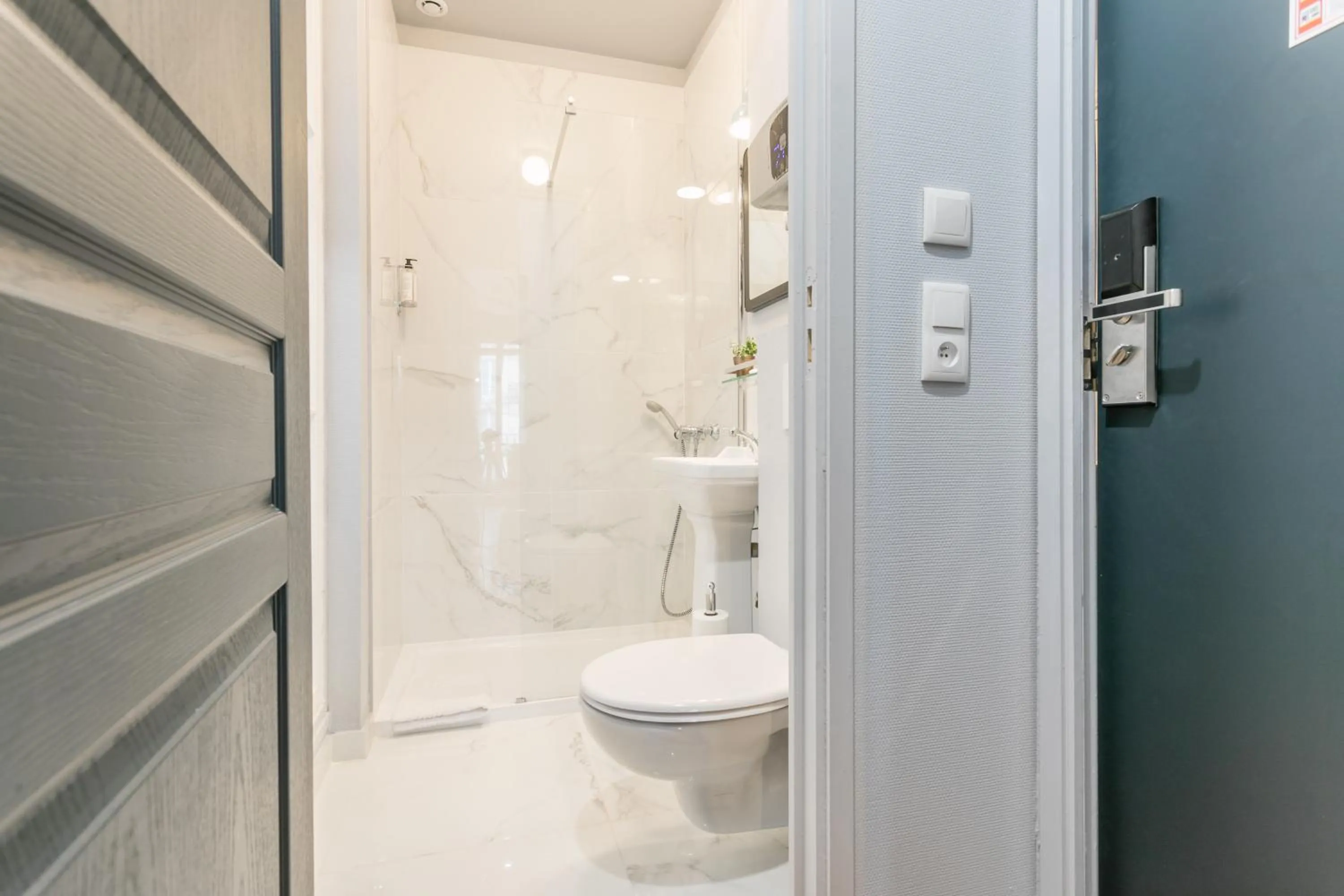 Bathroom in WS Saint-Lazare - Opera