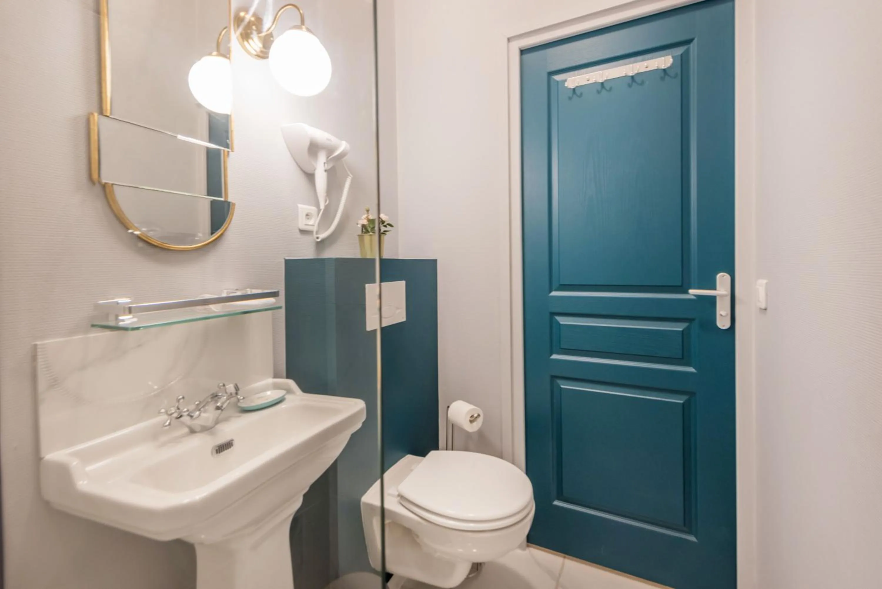 Bathroom in WS Saint-Lazare - Opera