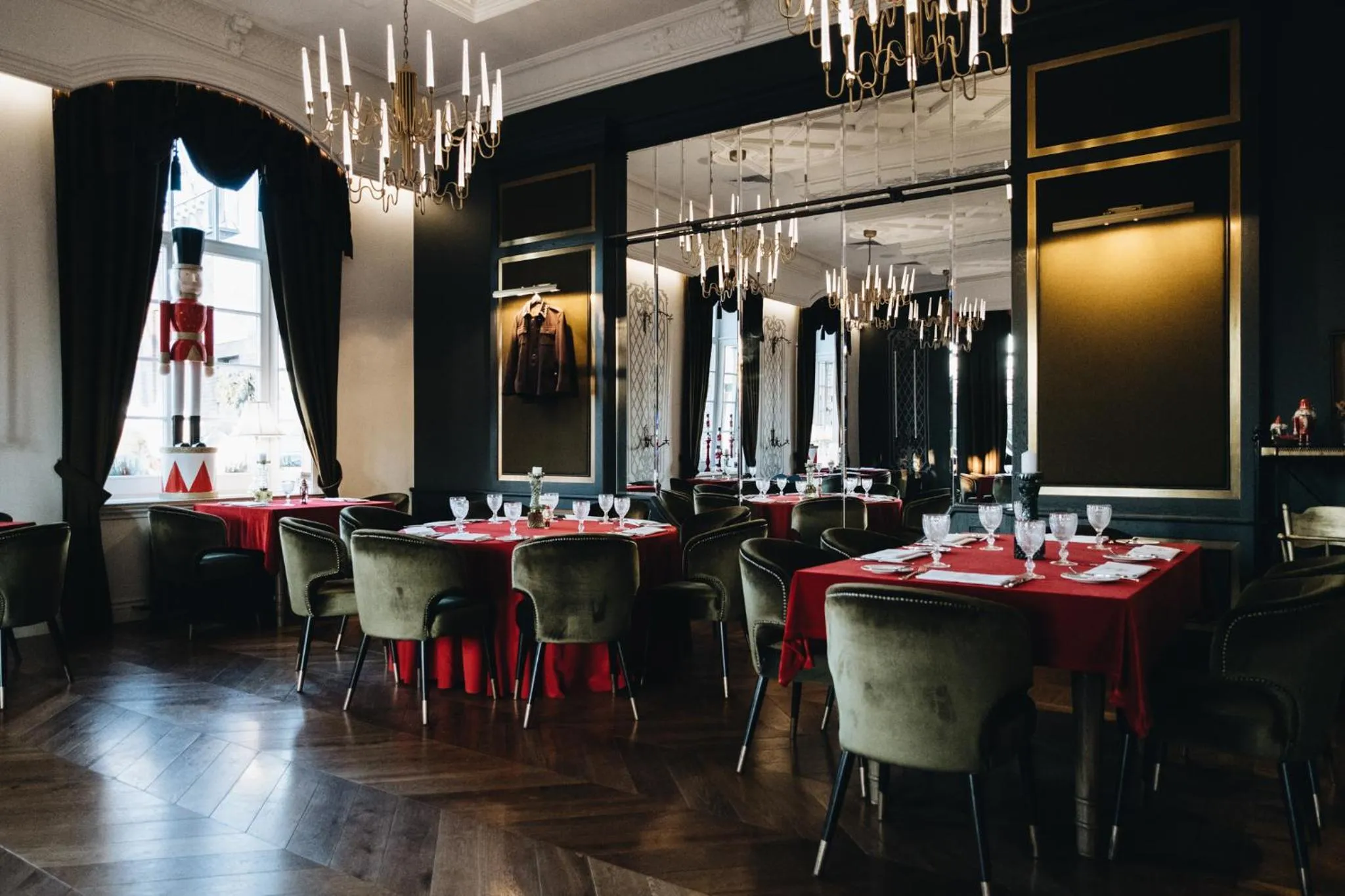 Restaurant/places to eat in Hotel Traugutta3