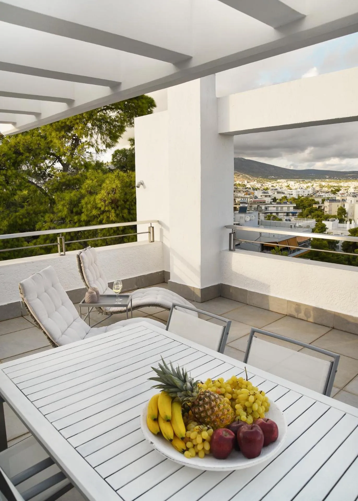 the coolest loft and terrace-varkiza sea view