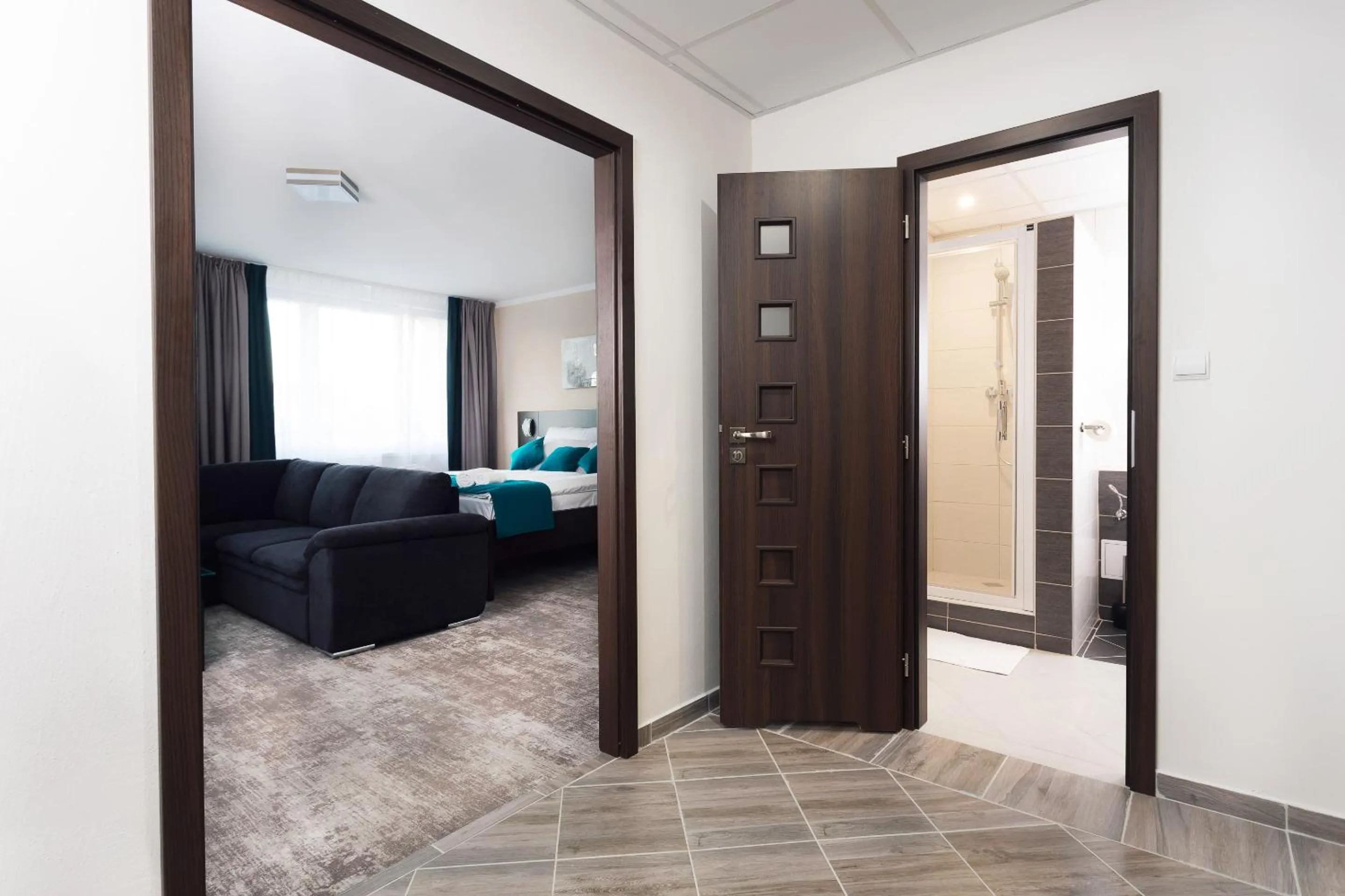 Photo of the whole room, Bed in Hotel Crystal