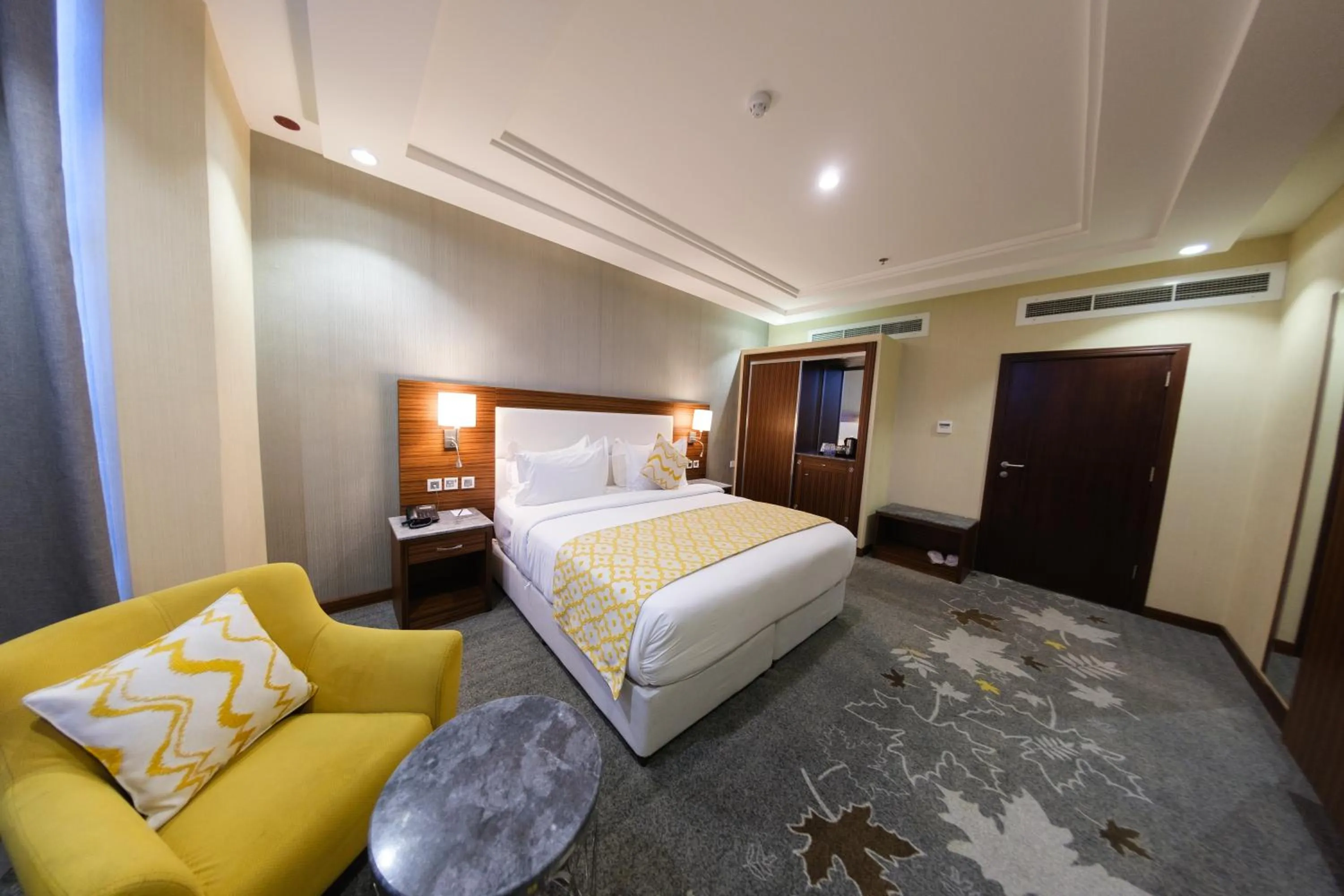 Bed in Taj Al Worood