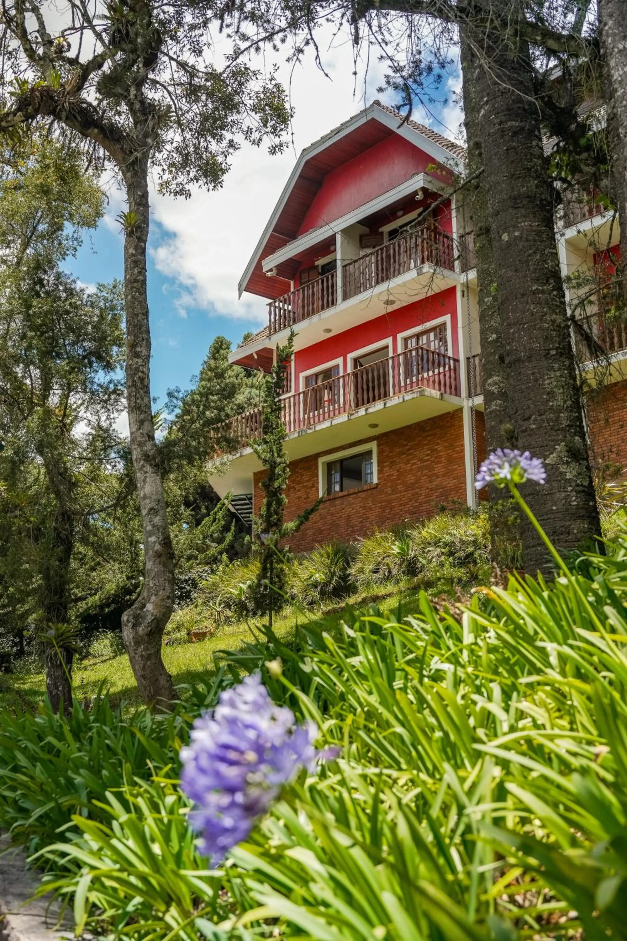 Property building in Pousada Serra do Jordão by Concavus