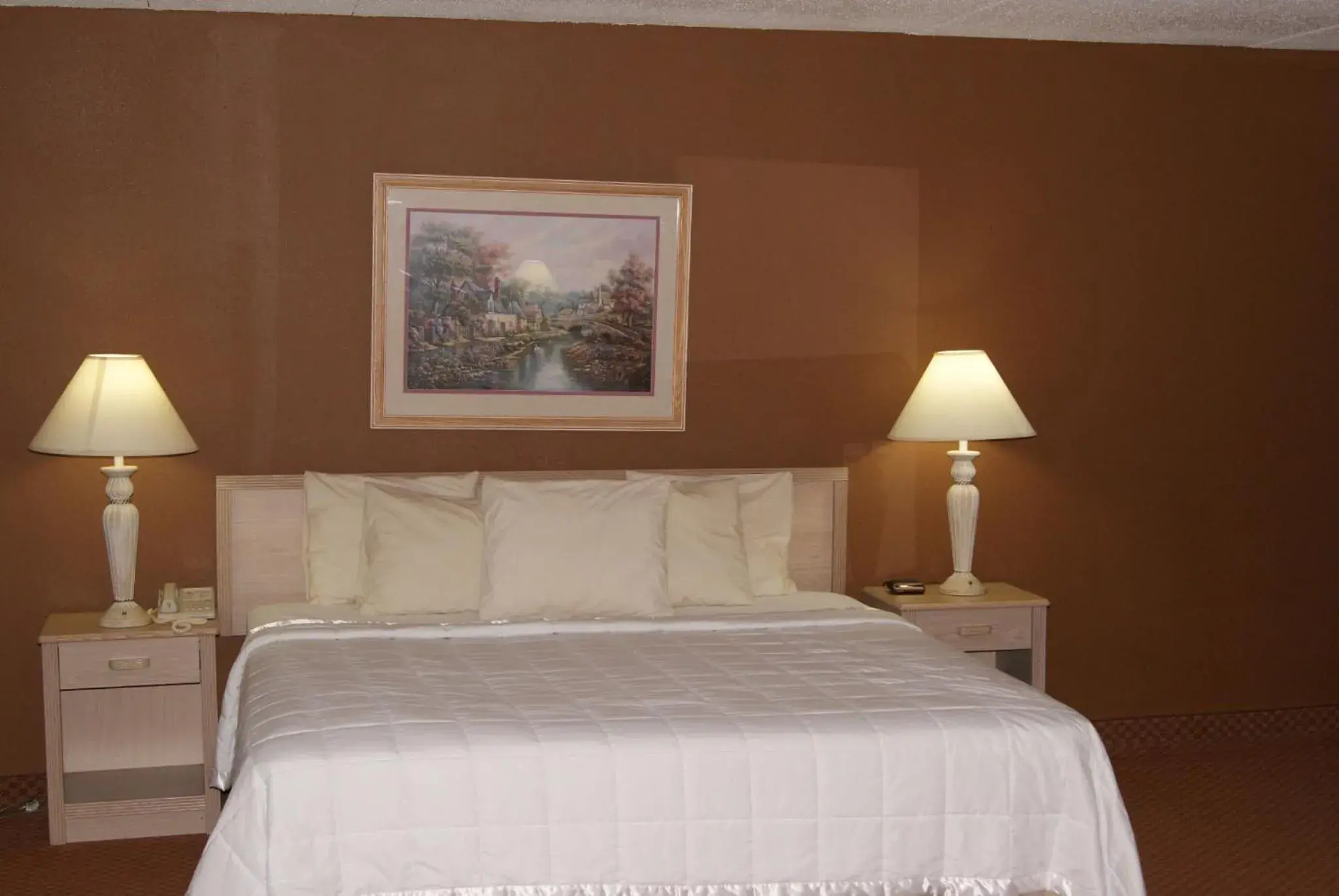 Deluxe King Suite - Non-Smoking in Motel 6 Hastings NE Deluxe King Suite - Non-Smoking in Motel 6 Hastings NE