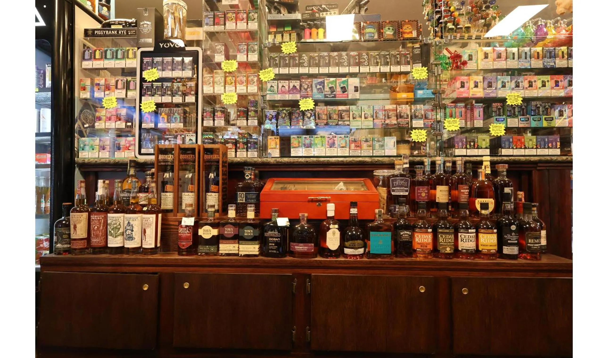 Alcoholic drinks in Hotel O Oskaloosa Near Eddyville