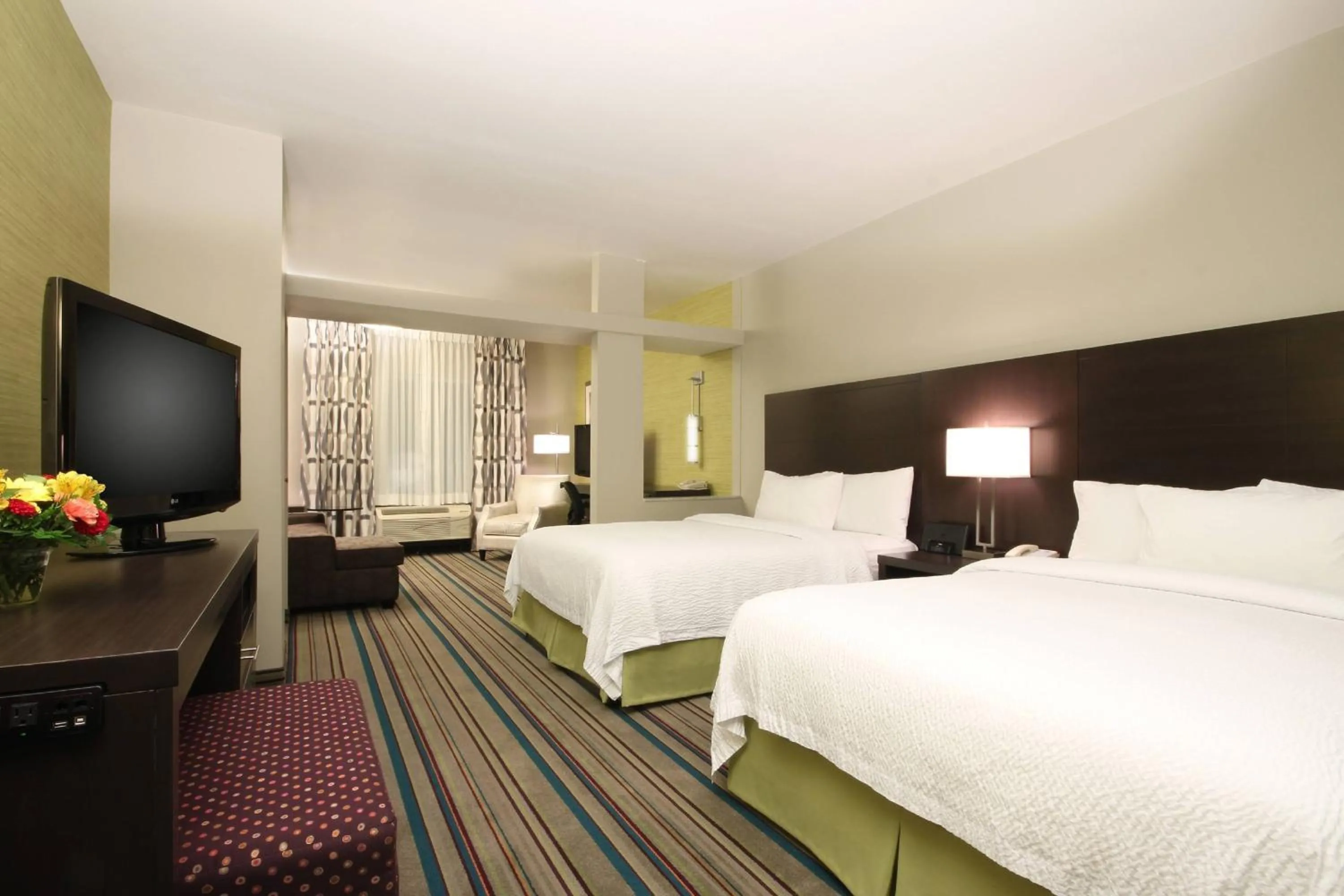 Photo of the whole room, Bed in Fairfield Inn & Suites by Marriott Amarillo Airport