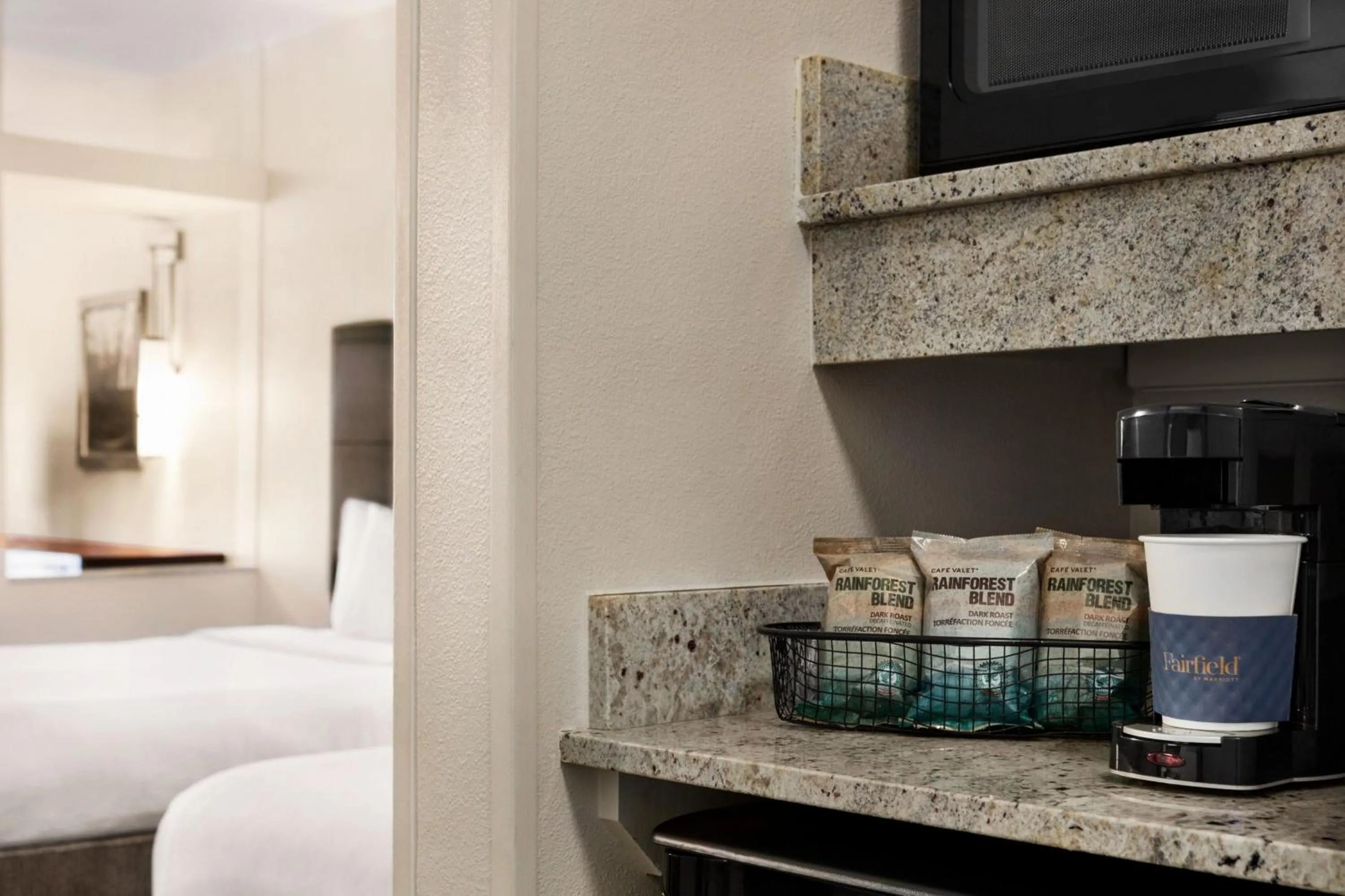 Kitchen or kitchenette in Fairfield Inn & Suites by Marriott Amarillo Airport