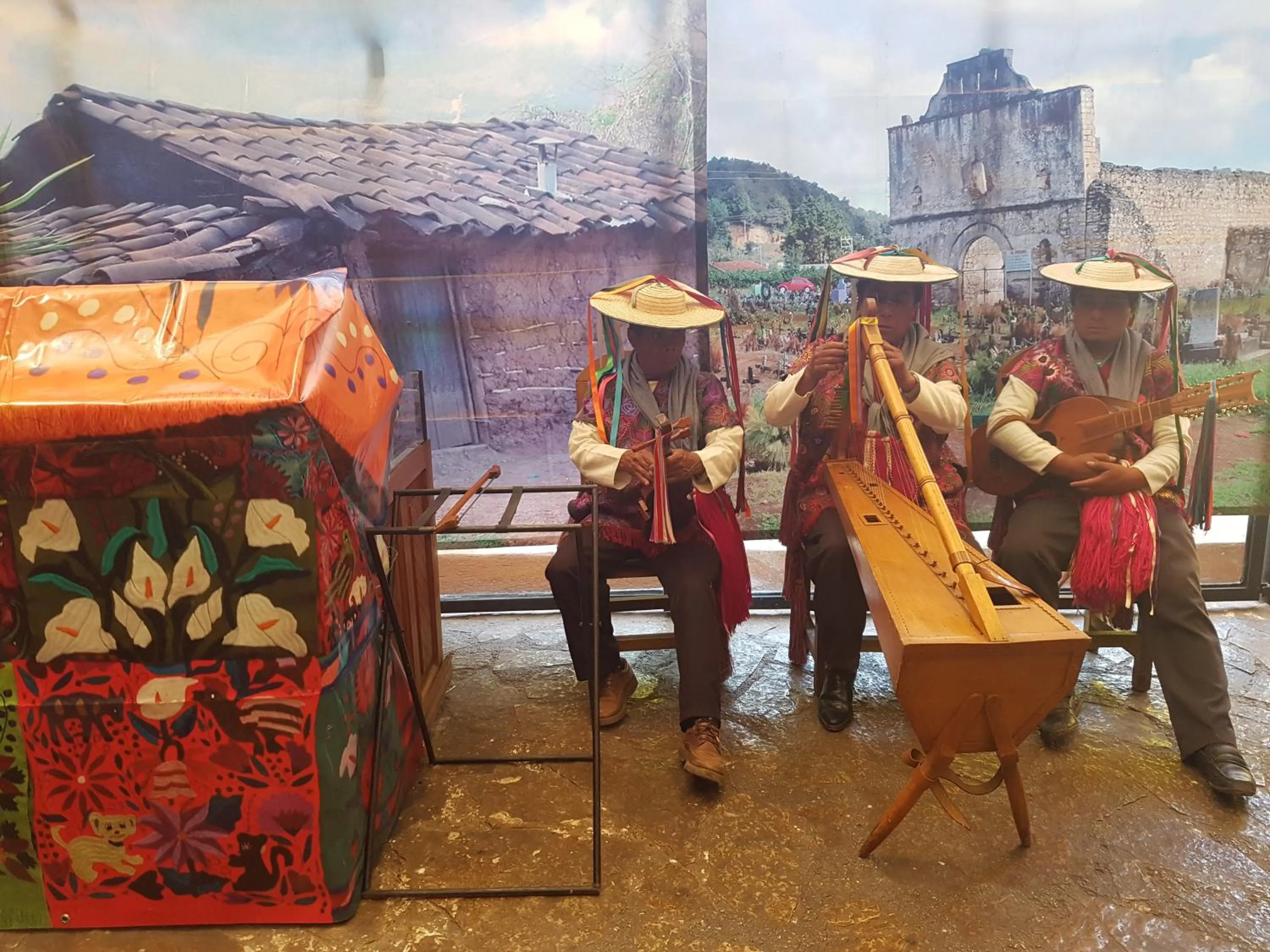 People in Nuestras Raíces Hotel - Museo - Restaurante