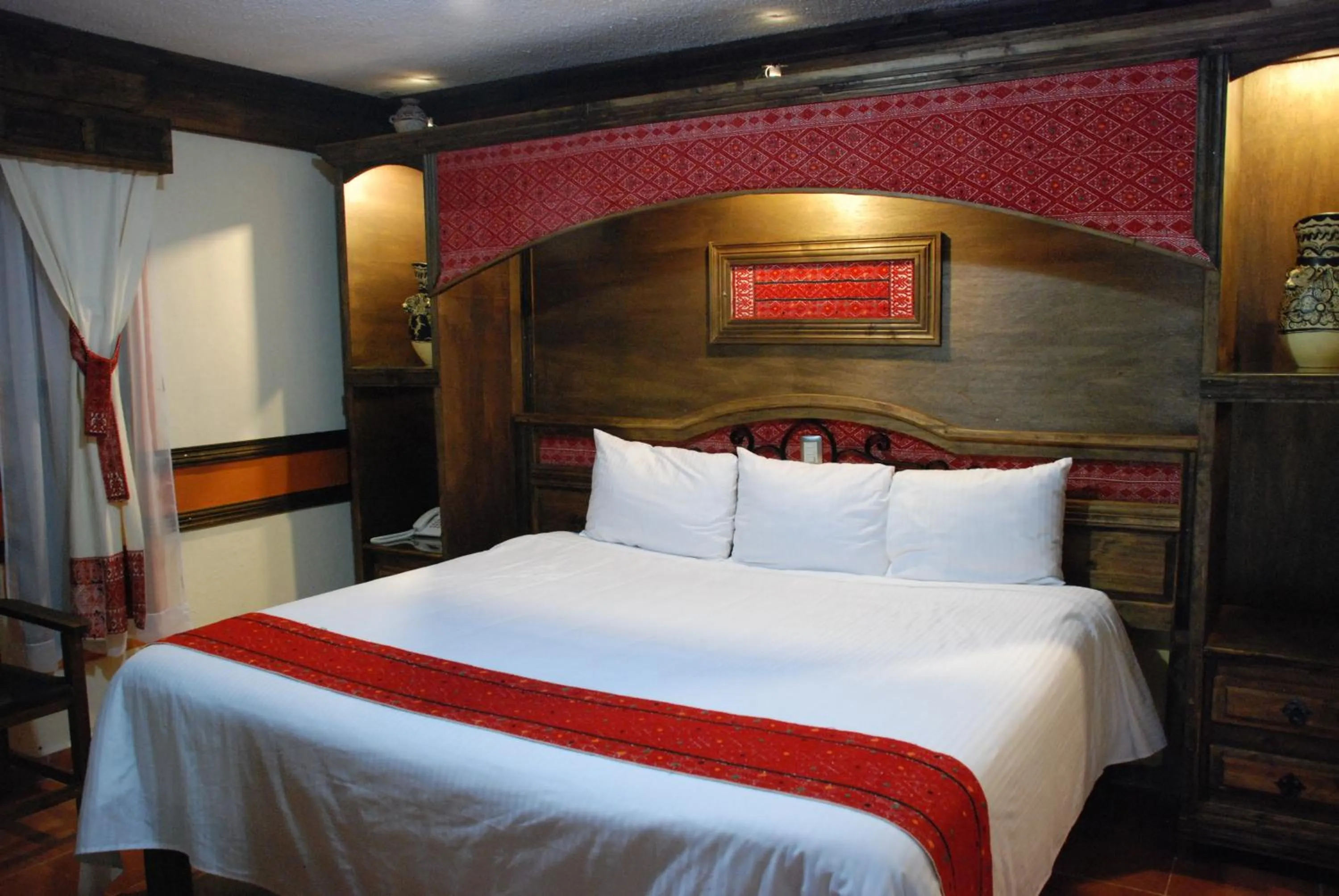 Bedroom, Bed in Nuestras Raíces Hotel - Museo - Restaurante