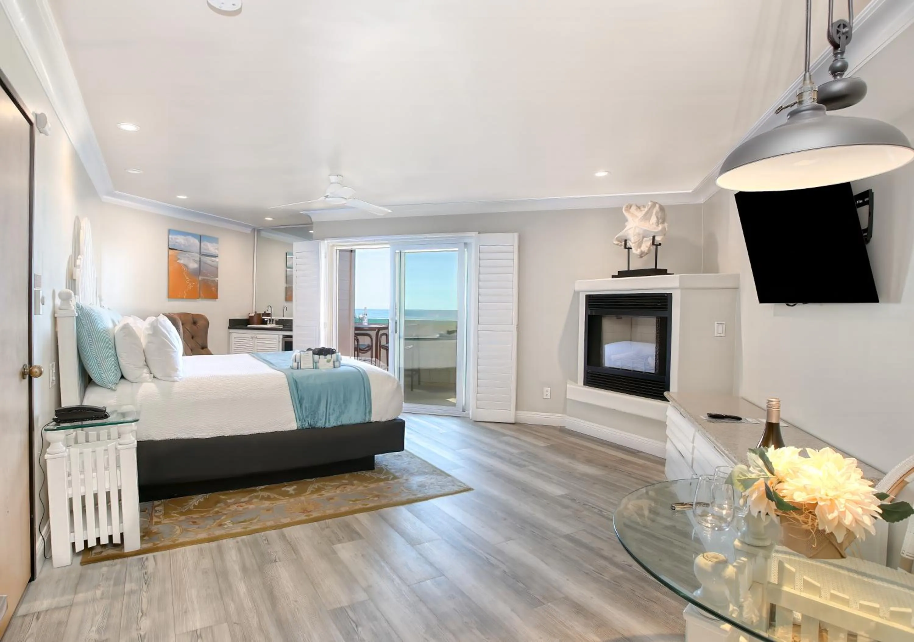 Bed in SeaVenture Beach Hotel