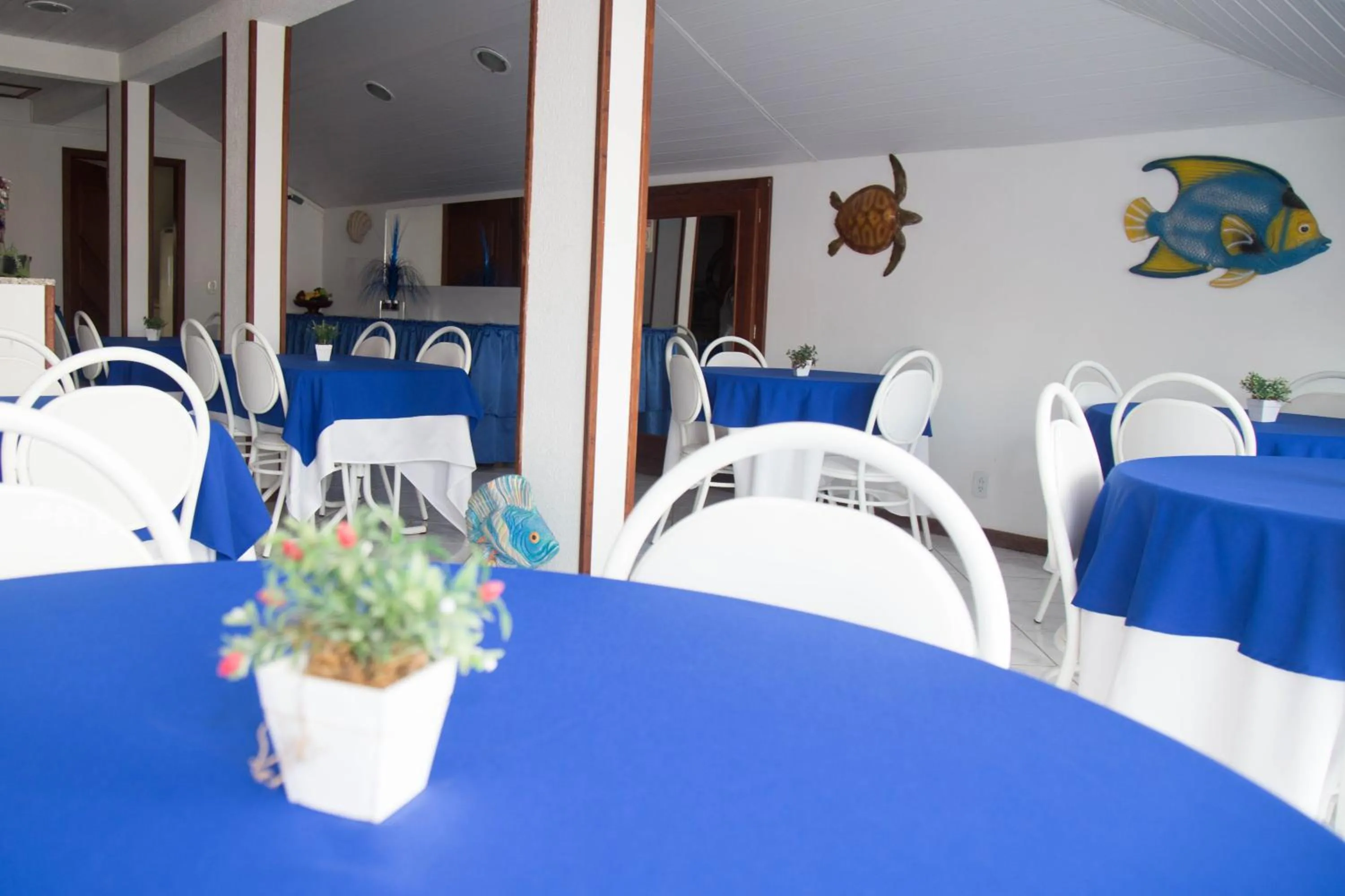 Restaurant/places to eat in Pousada Cantinho Sonhado