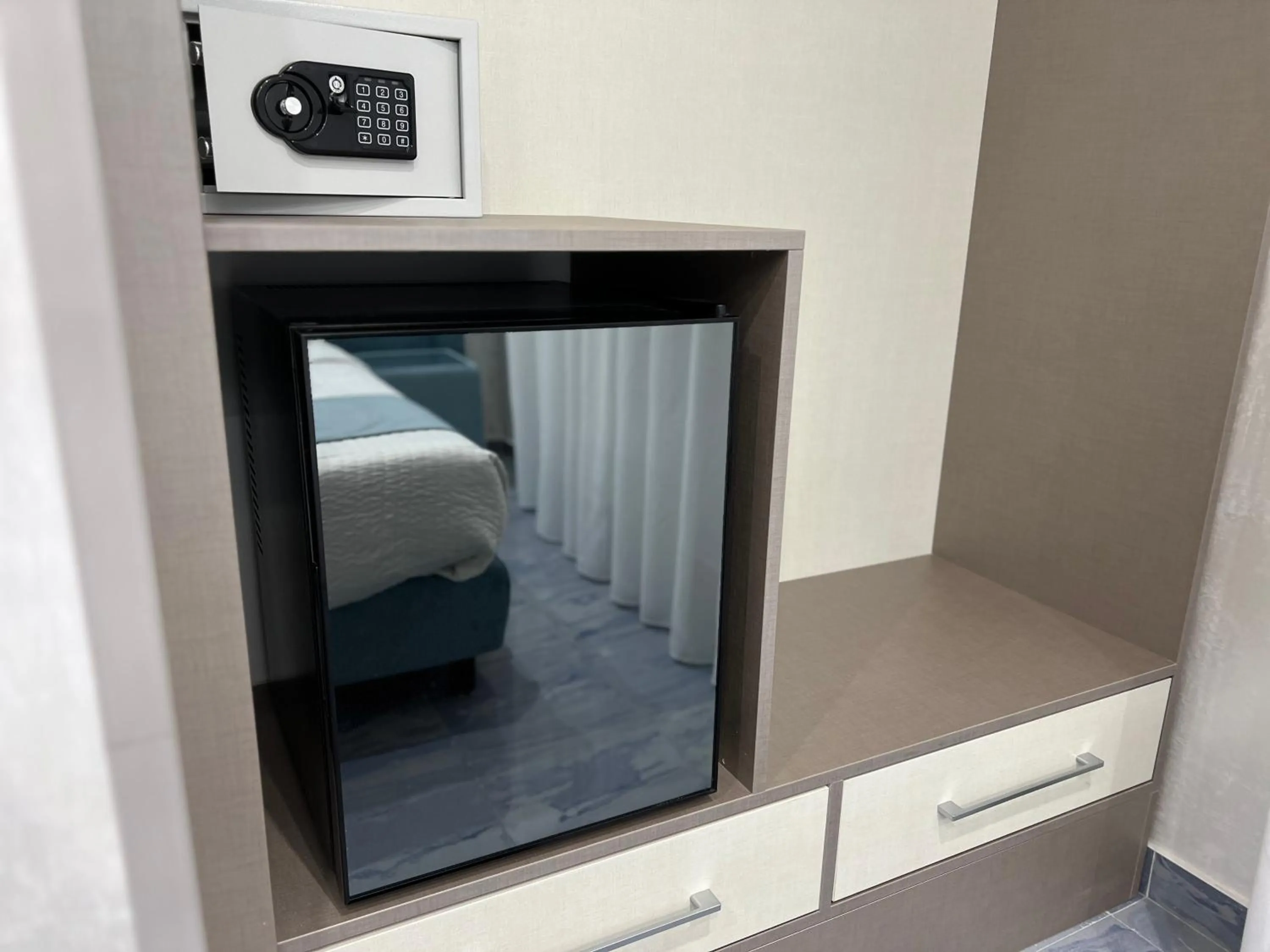 Bed in Hotel Paradiso