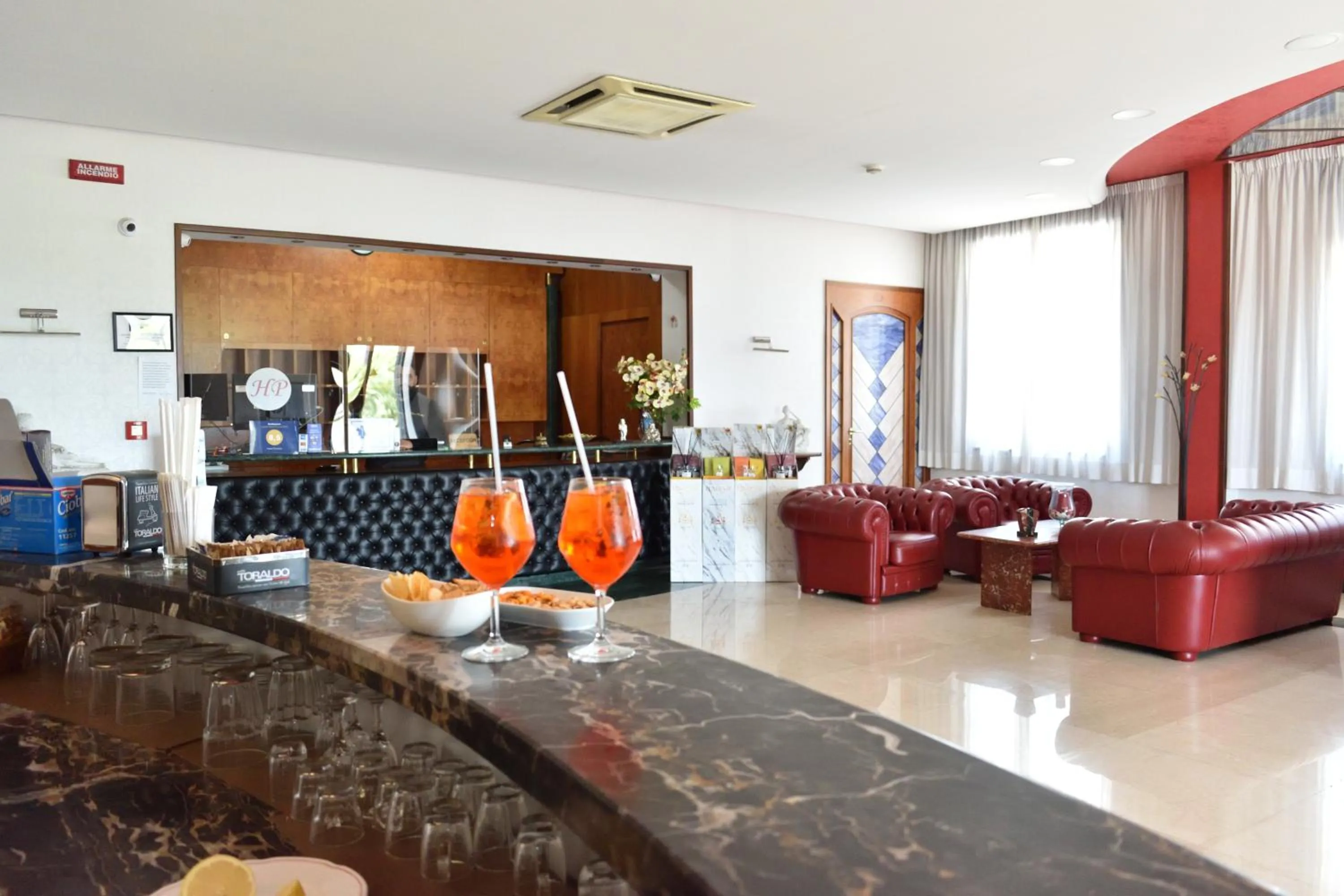 Lounge or bar in Hotel Paradiso