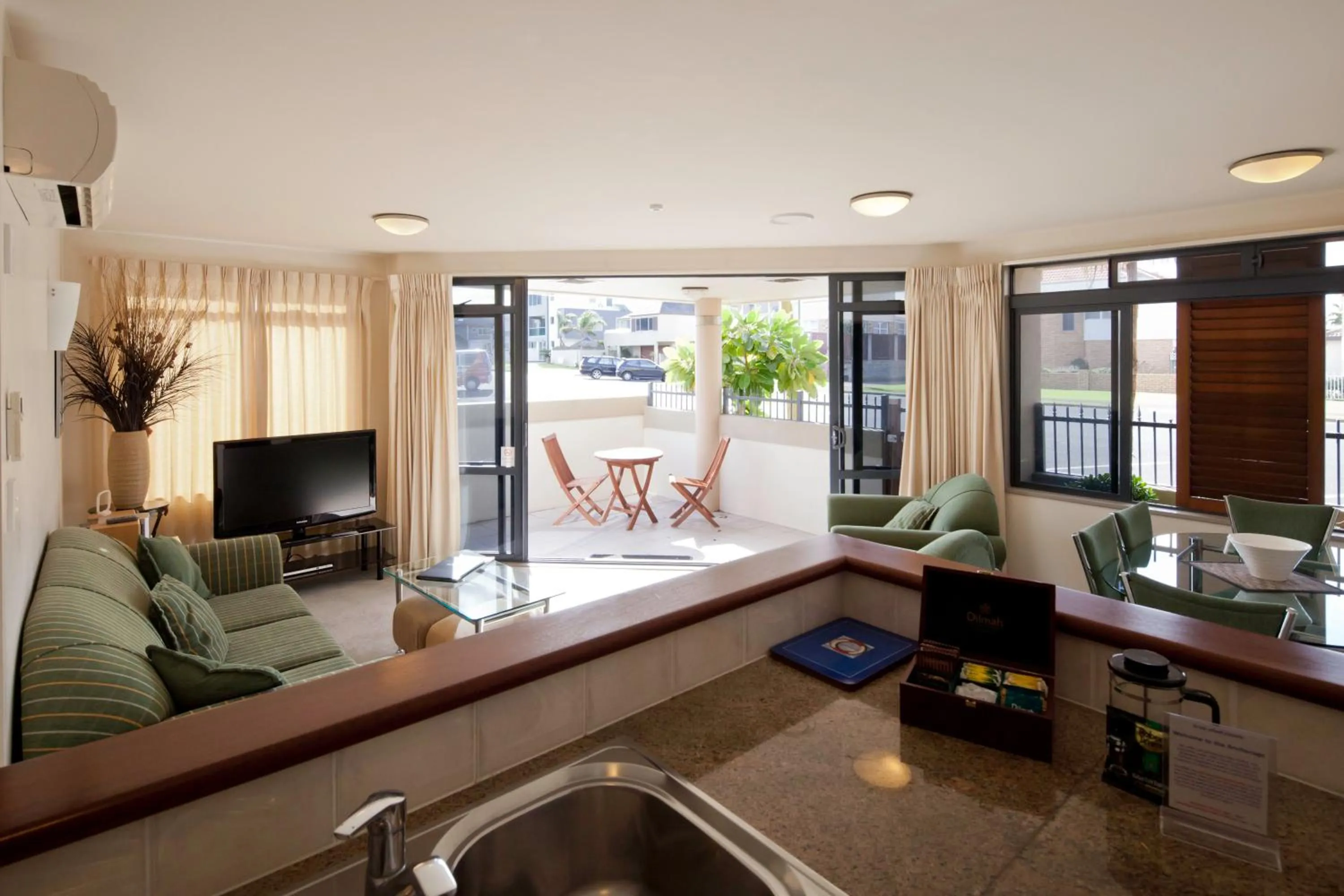 Day in The Anchorage Apartments