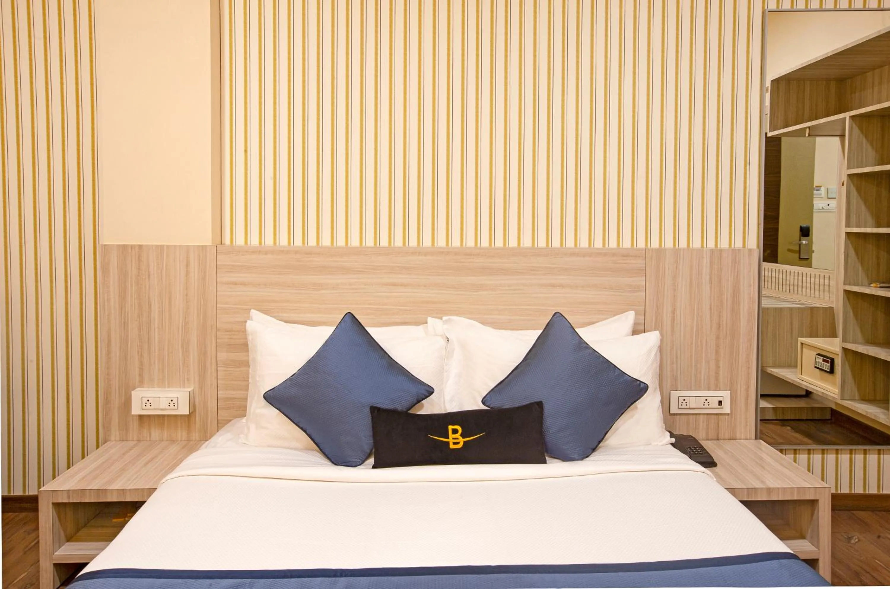 Bed in Hotel Bawa Regency