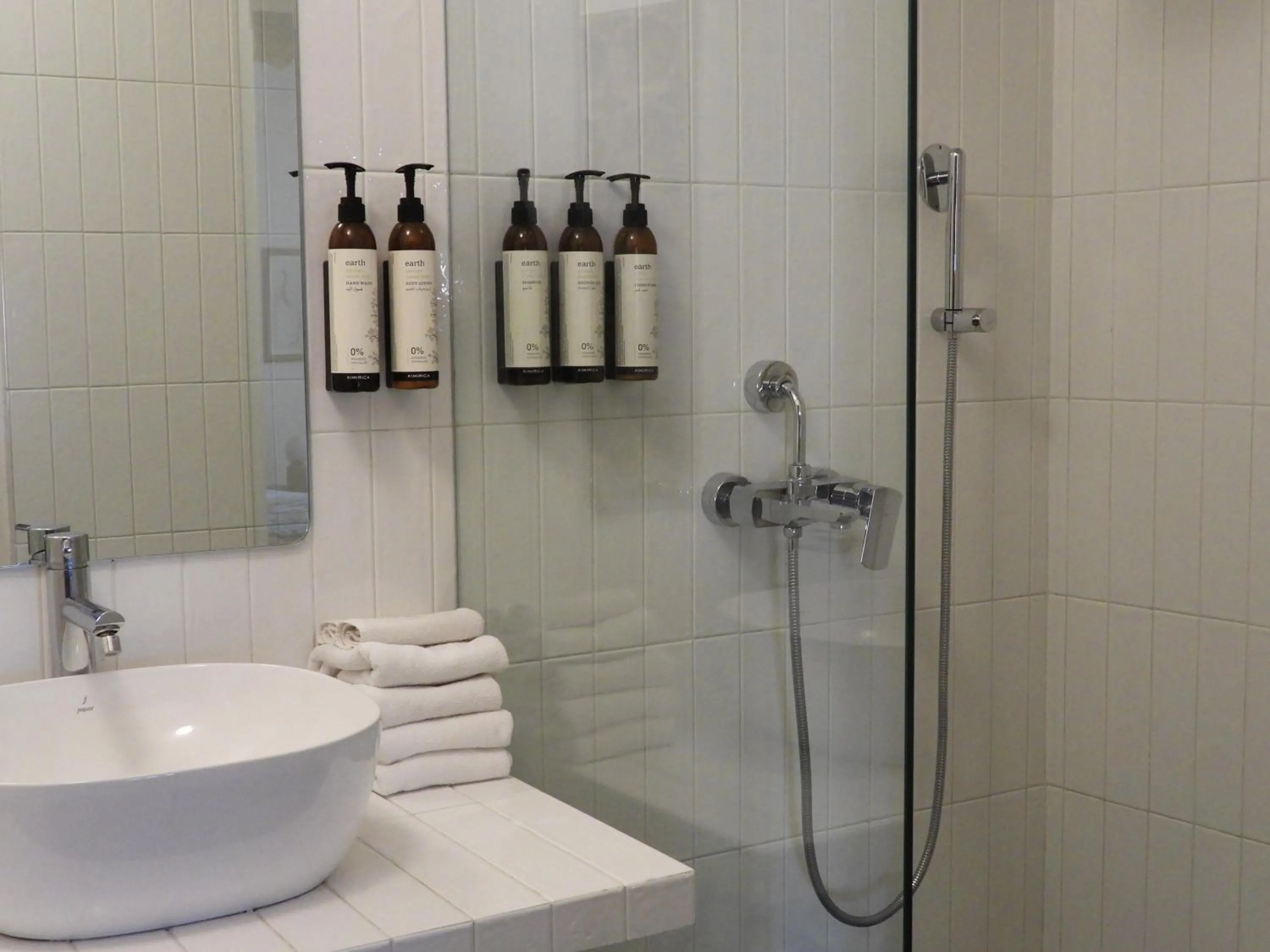 Shower in The Stepwell Hotel