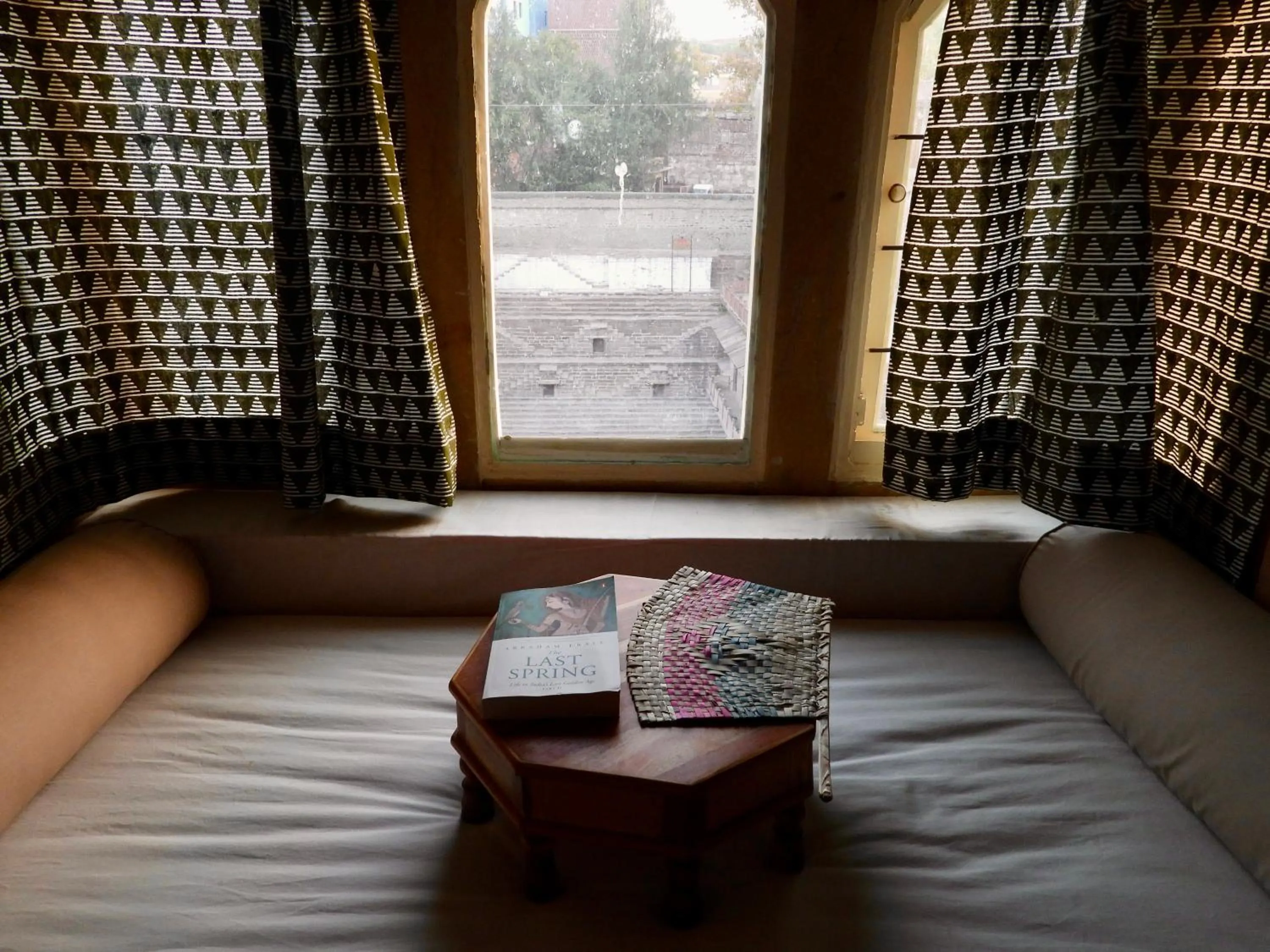 Seating area, Bed in The Stepwell Hotel