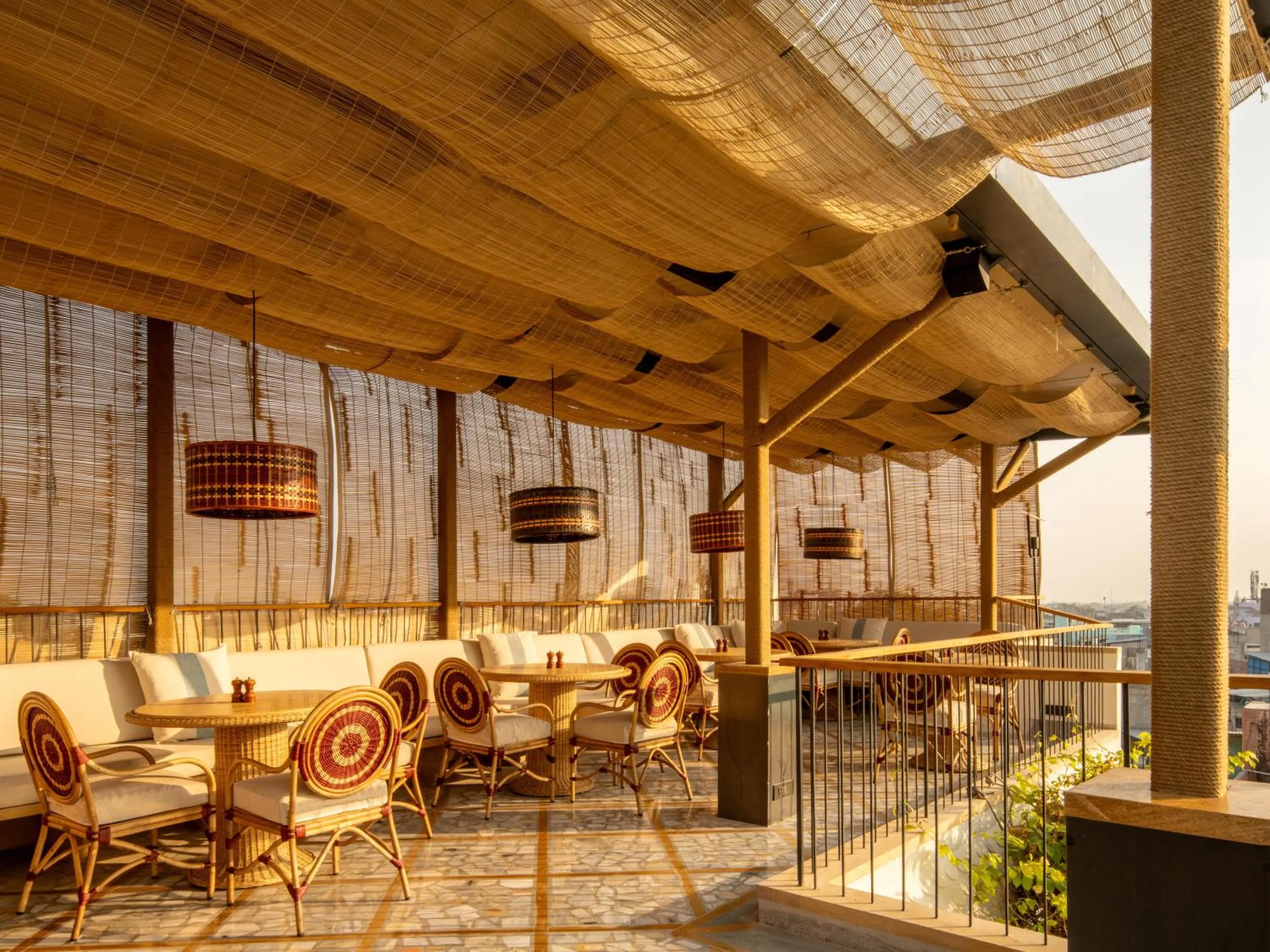 Restaurant/places to eat in The Stepwell Hotel