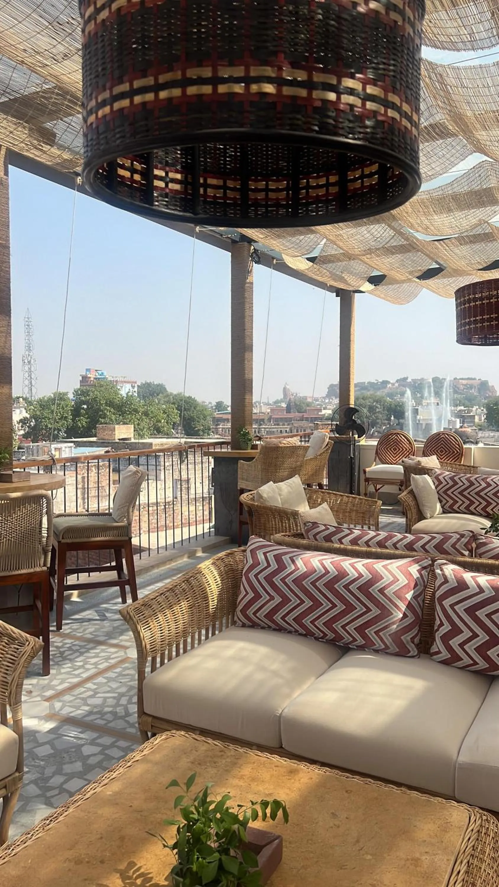 Restaurant/places to eat in The Stepwell Hotel