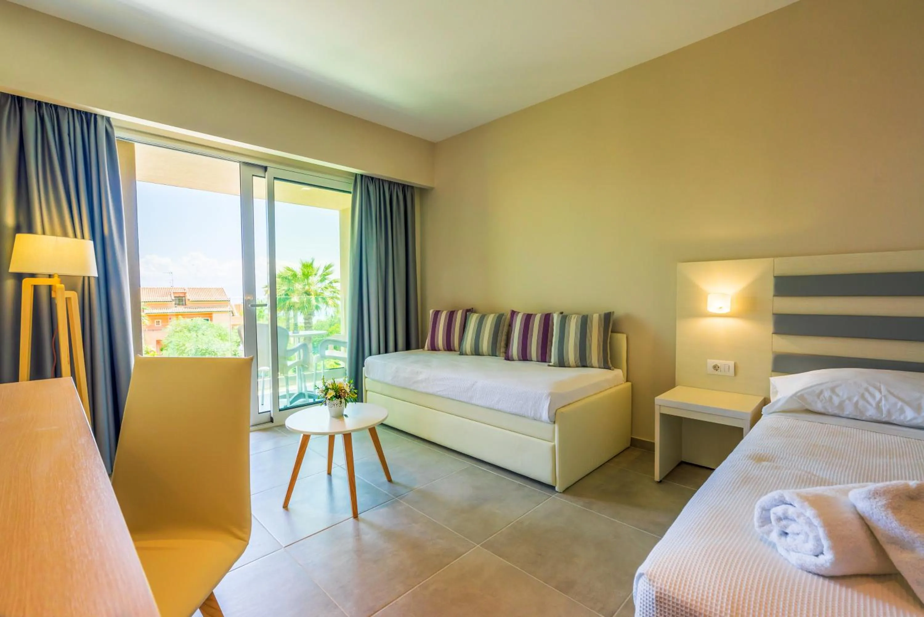 Bed in CNic Gemini Hotel