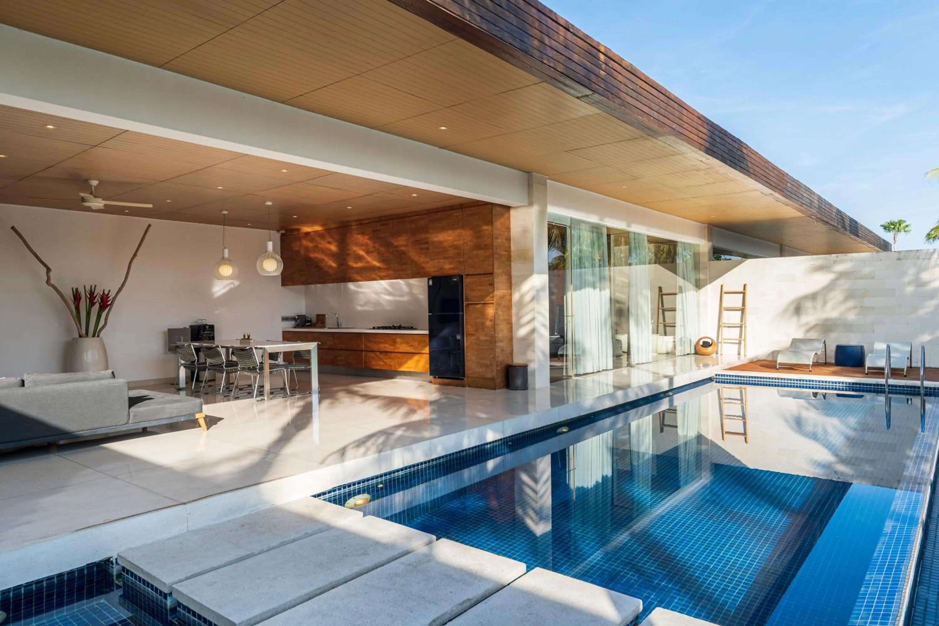 Swimming pool in One Eleven