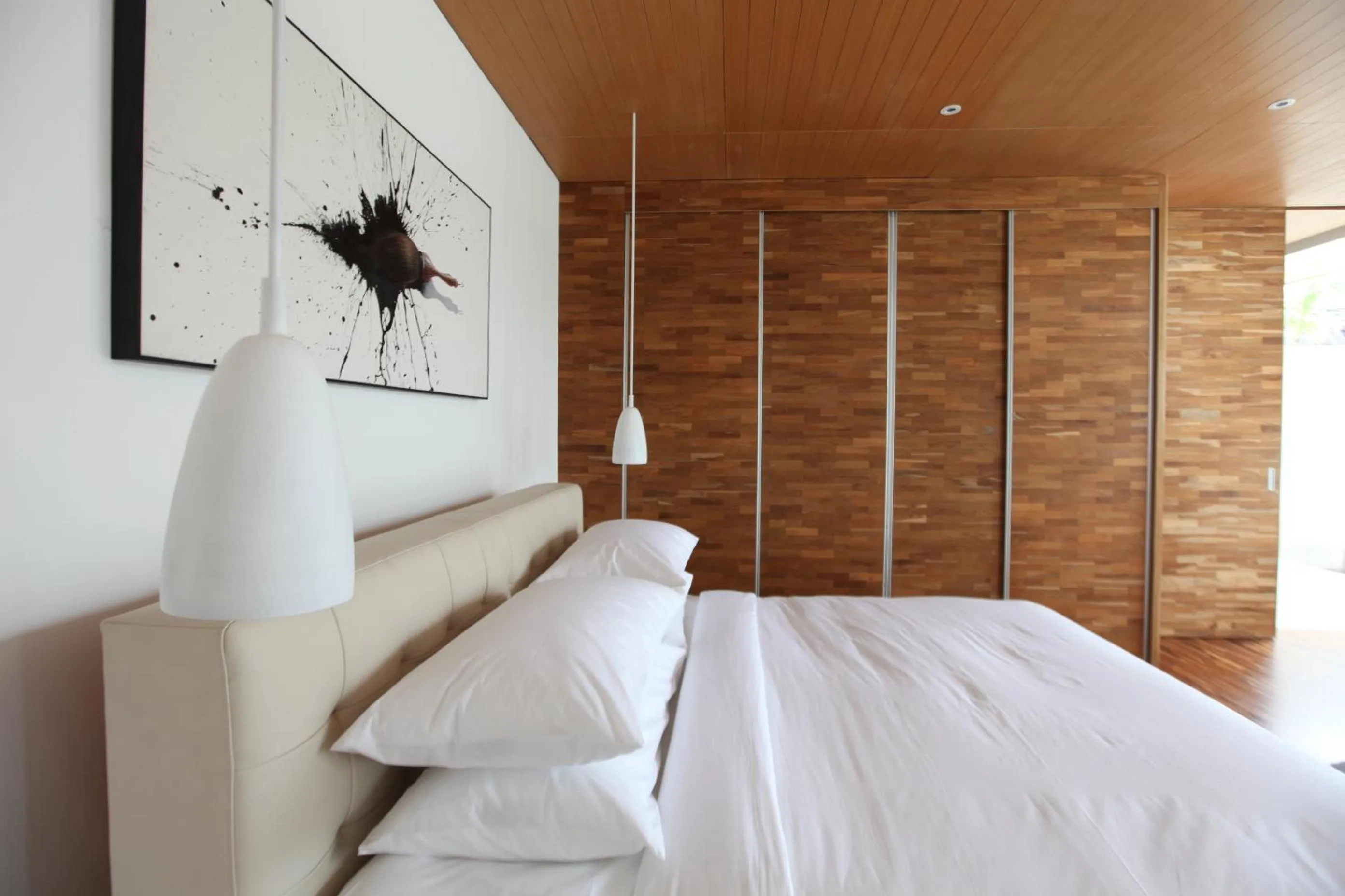 Bedroom, Bed in One Eleven