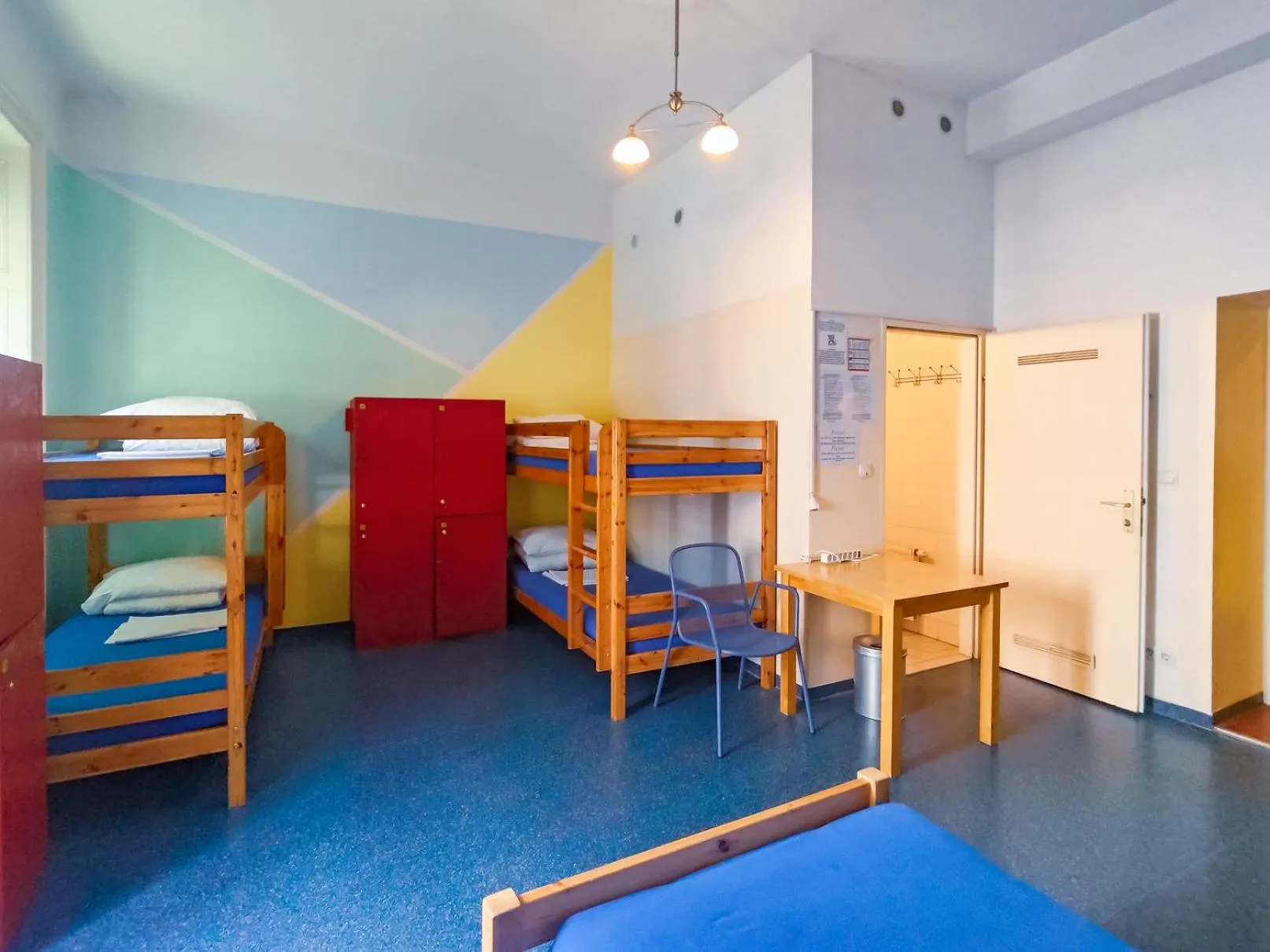 Bed in Westend City Hostel