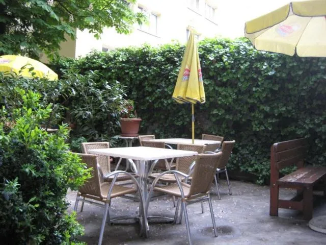 Garden in Westend City Hostel