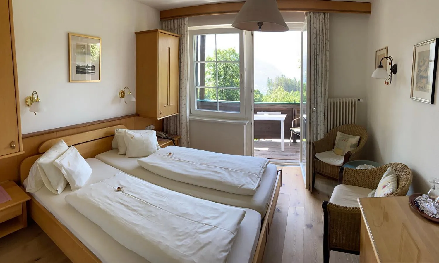 Photo of the whole room, Bed in Landhaus Lührmann