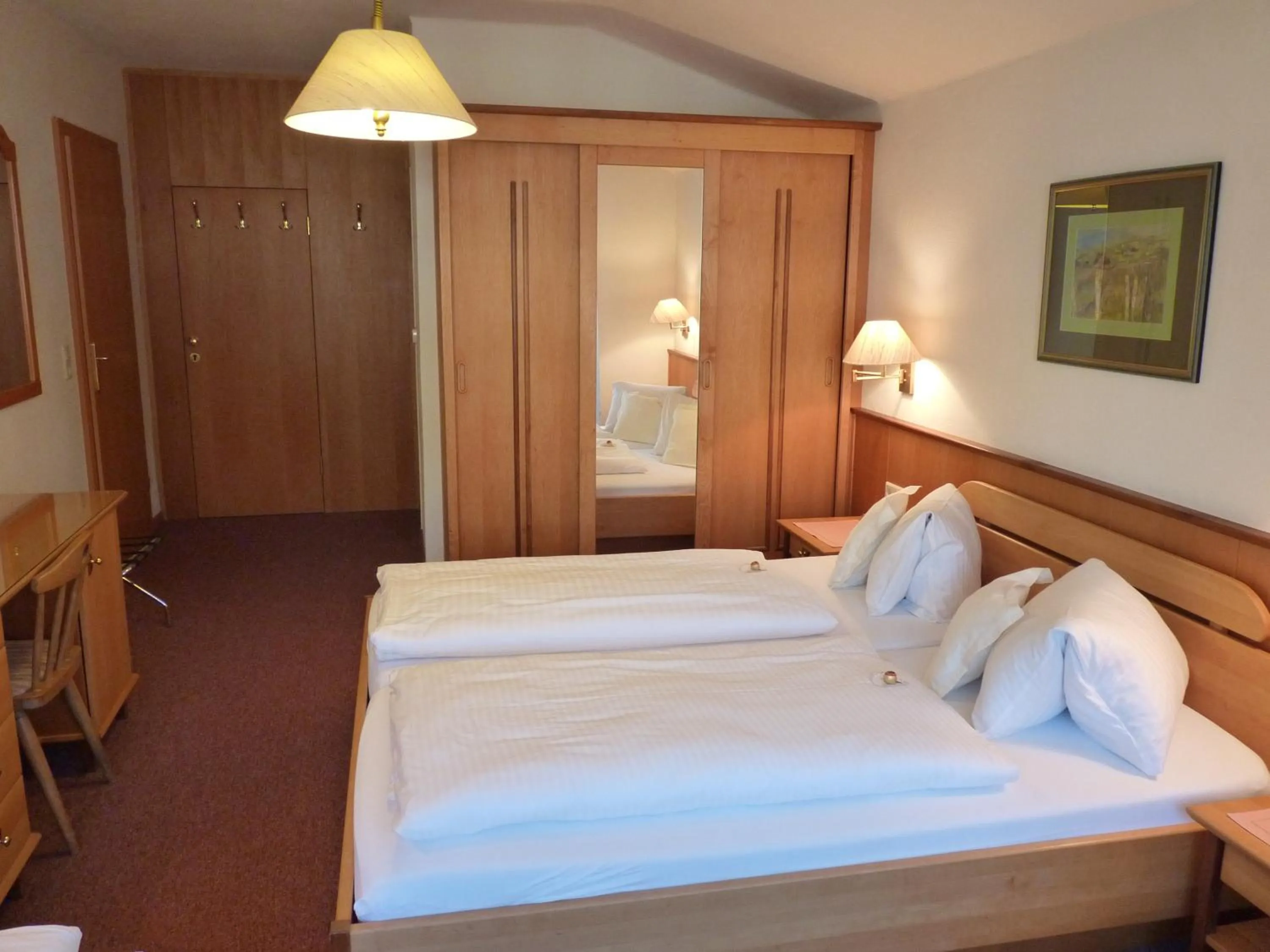 Photo of the whole room, Bed in Landhaus Lührmann