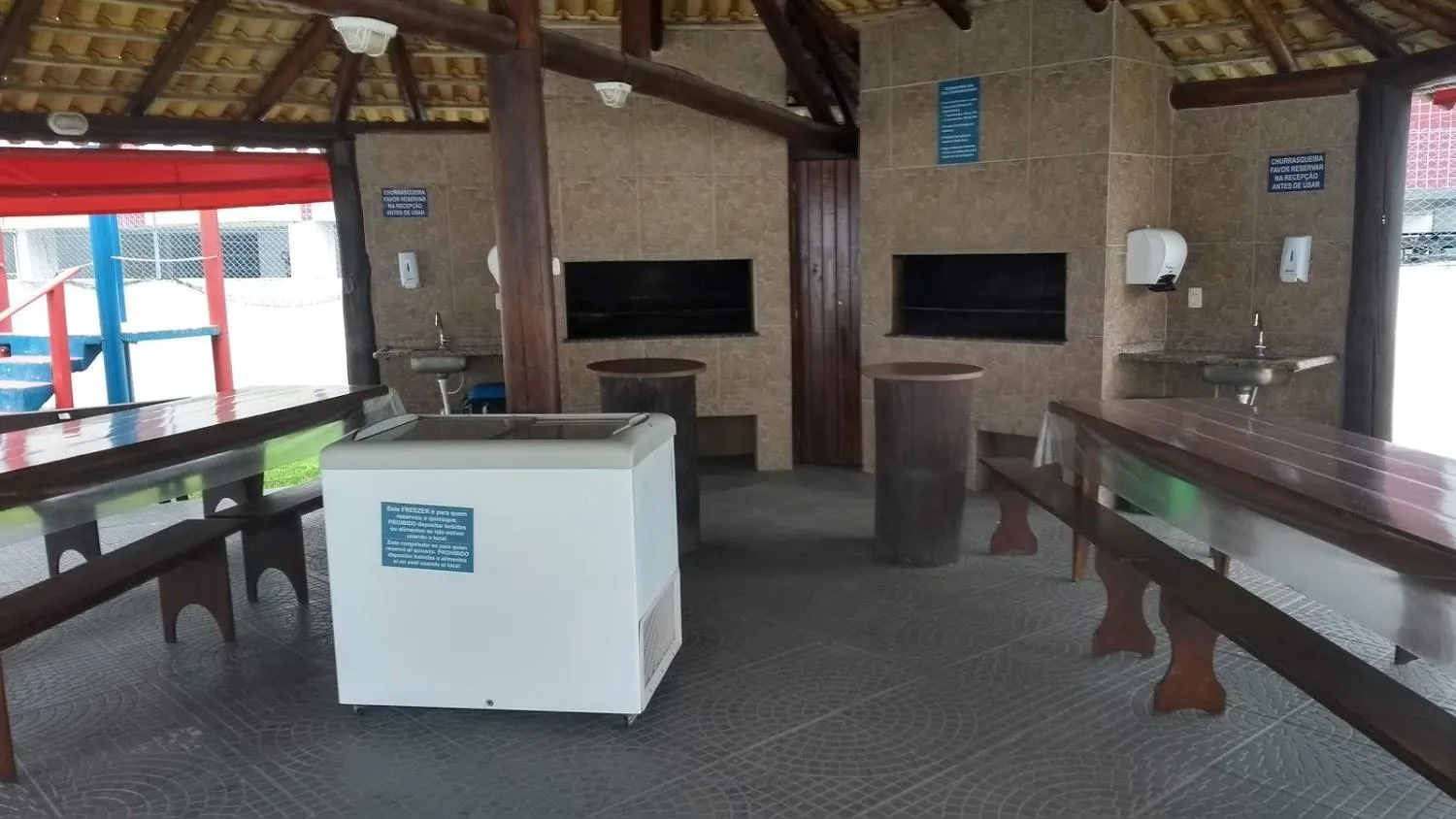 BBQ facilities in Holiday Ingleses