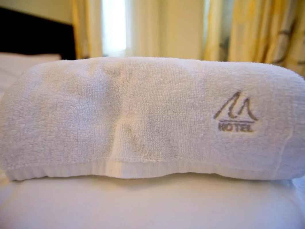 Property building, Bed in Hotel Bintang Indah