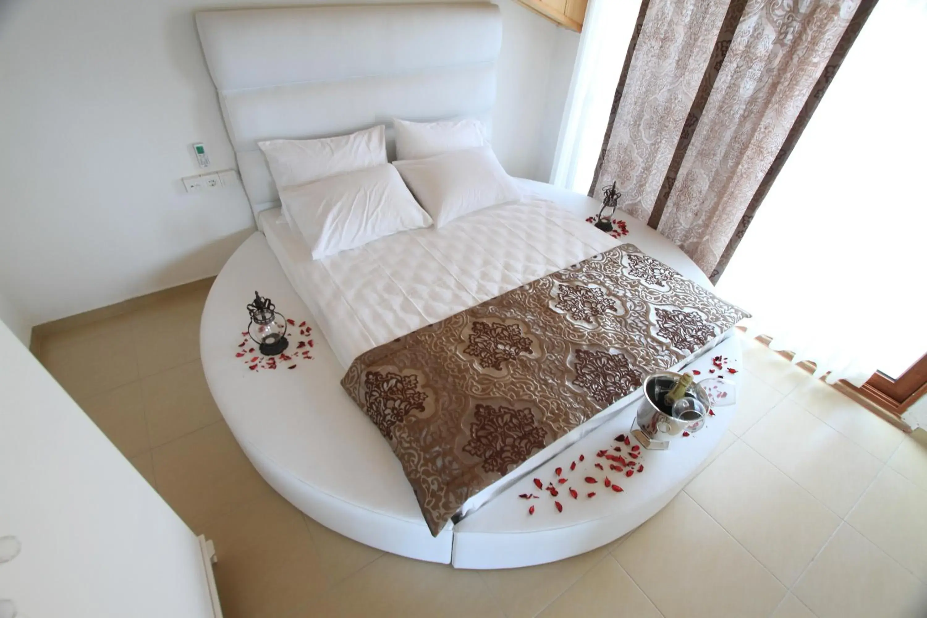 VIP Suite in Mervehan Residence VIP Suite in Mervehan Residence