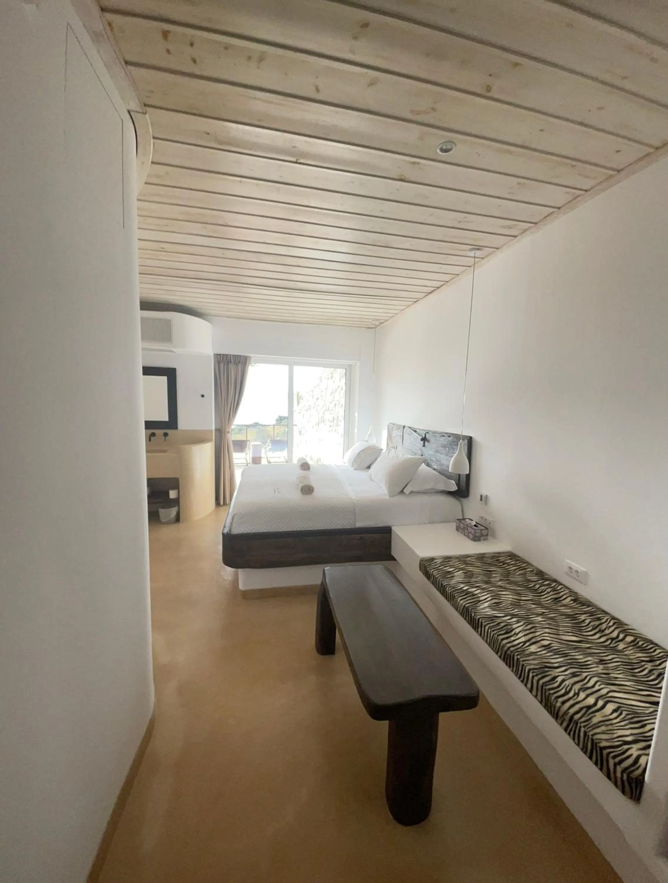 Photo of the whole room, Bed in KLIDON Dreamy Living Suites