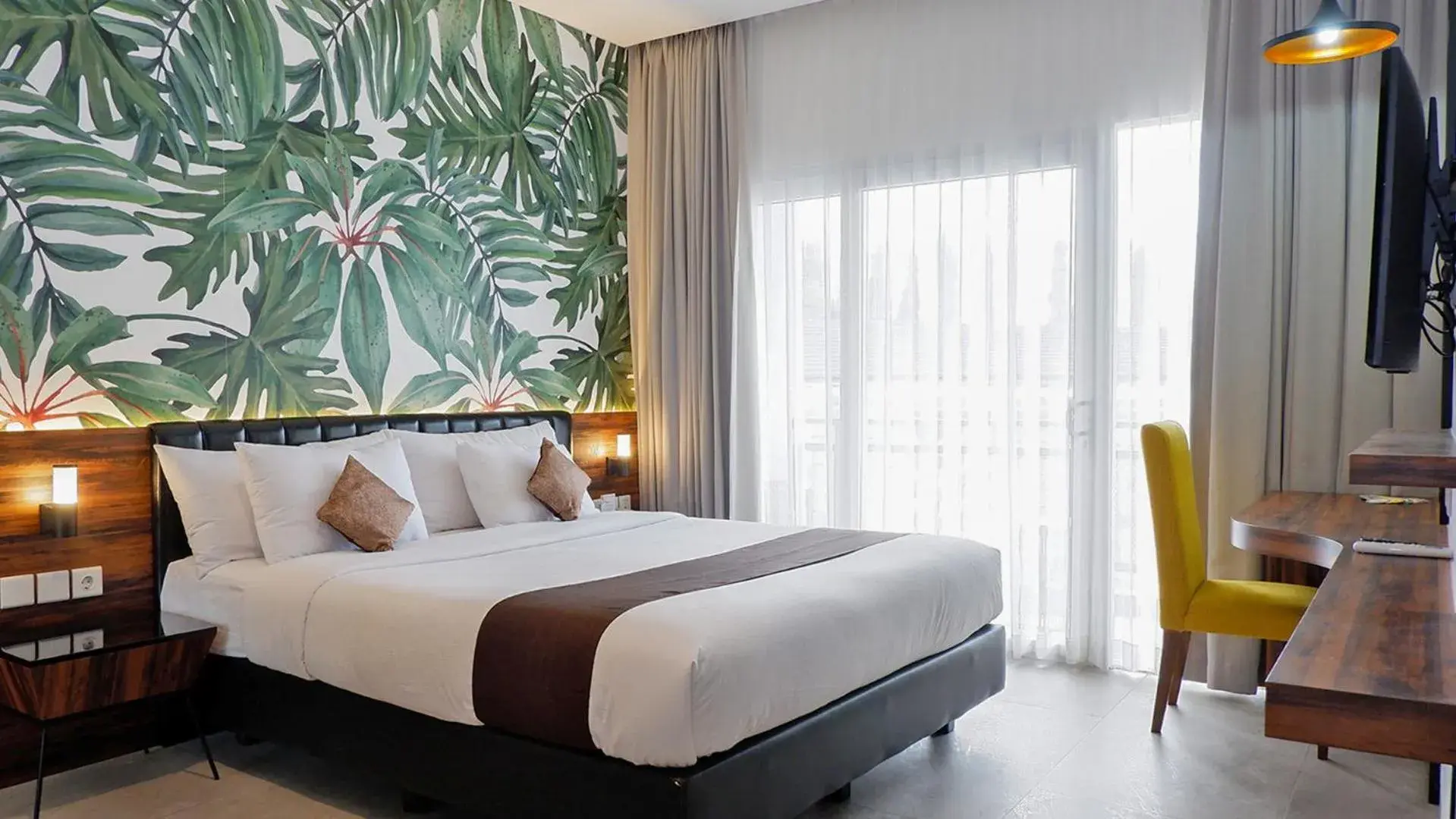 Queen Room with Balcony in Front One Resort Magelang Queen Room with Balcony in Front One Resort Magelang