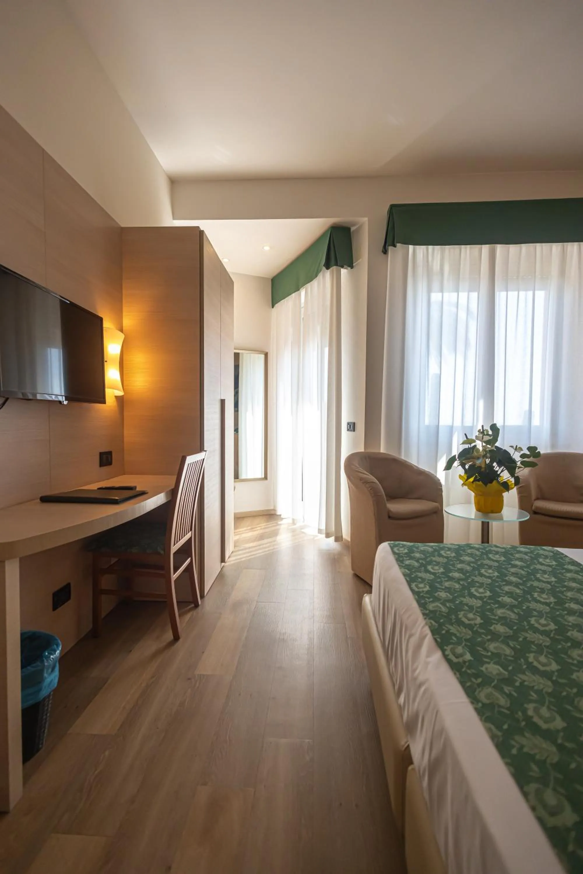 Photo of the whole room, Bed in Hotel Esperia