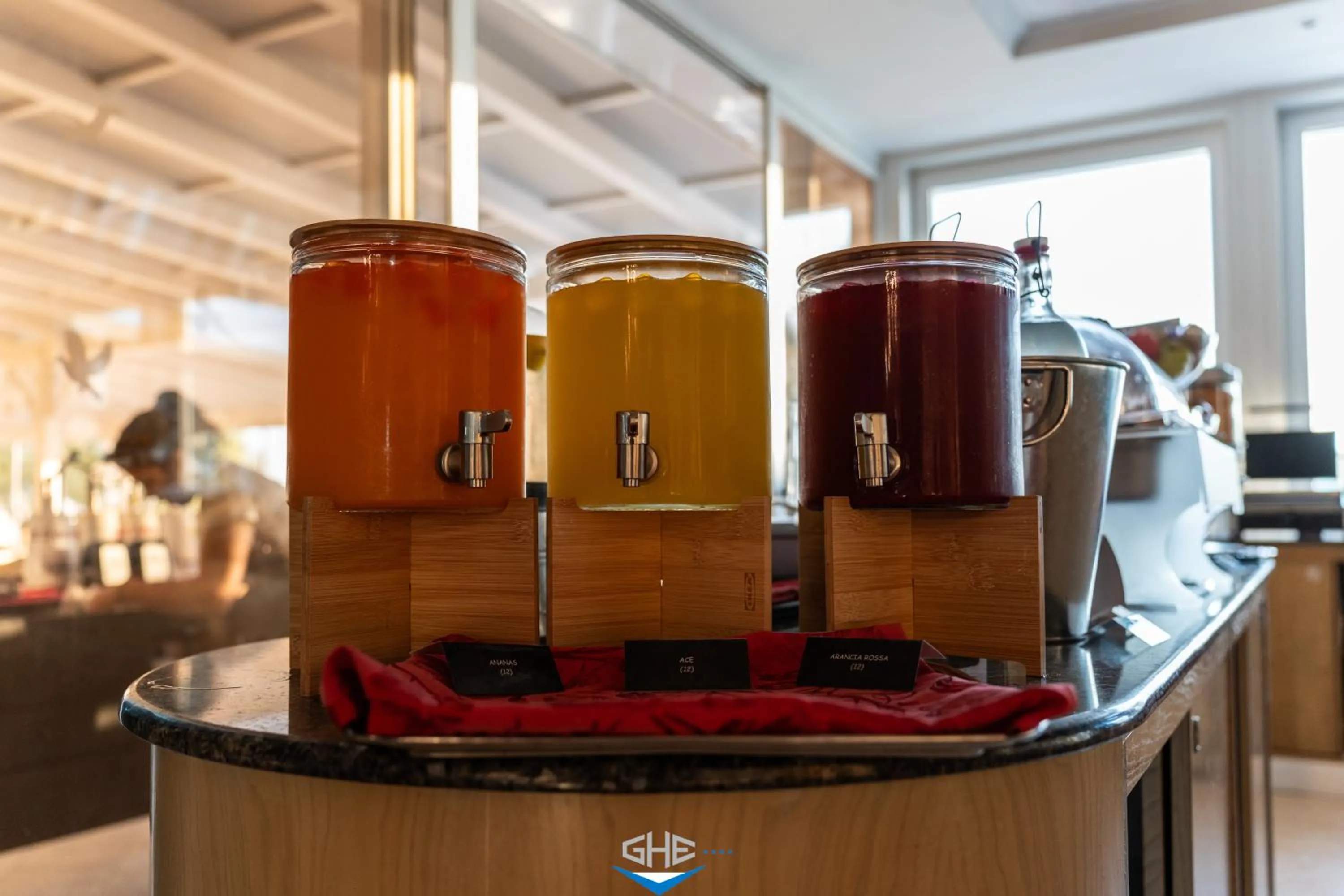 Food and drinks in Grand Hotel Excelsior