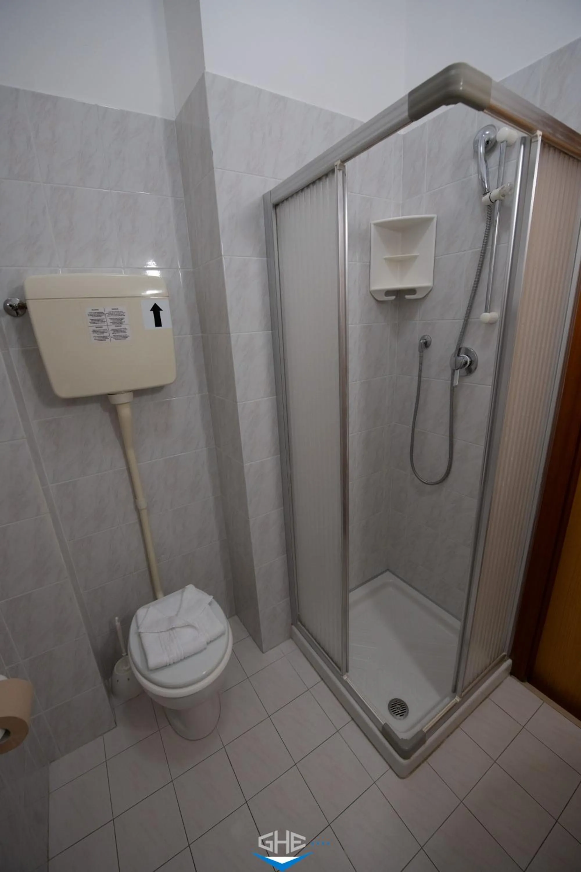 Shower in Grand Hotel Excelsior