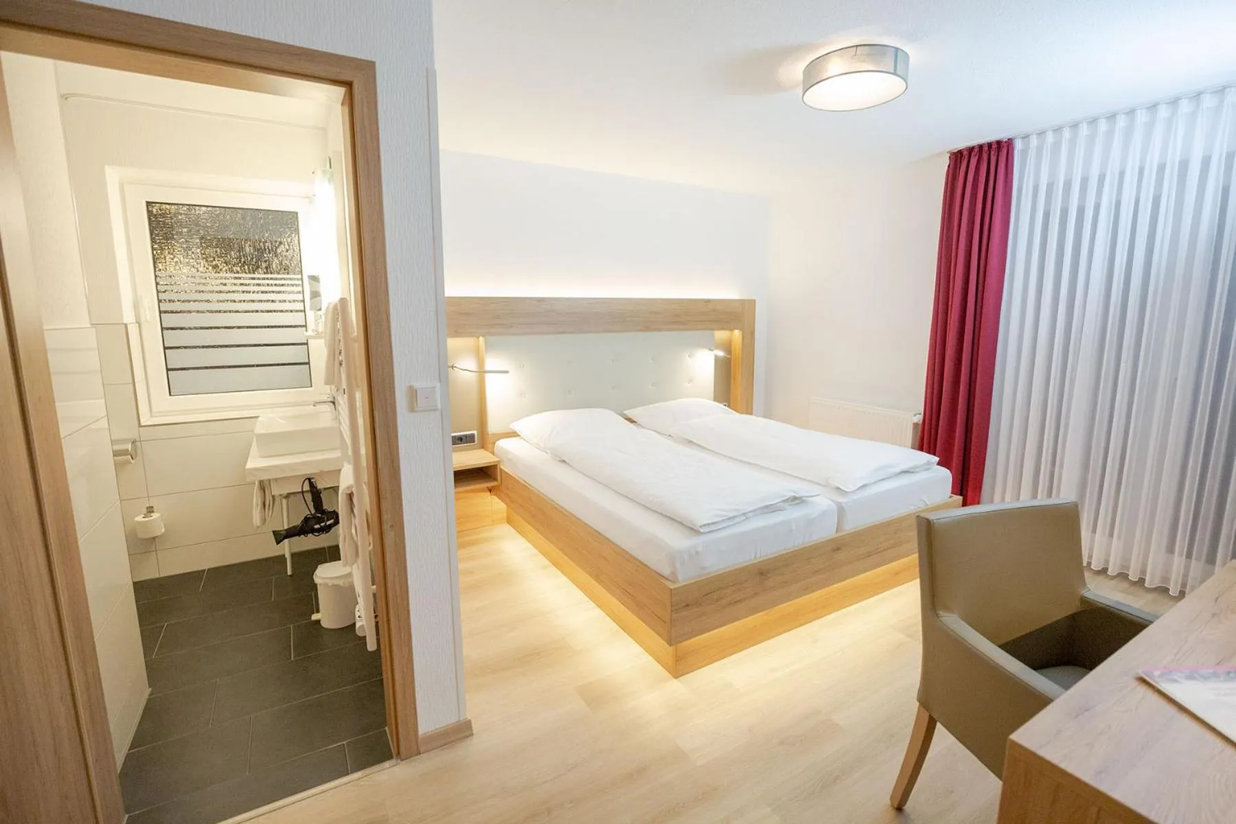 Photo of the whole room, Bed in Hotel Ripken