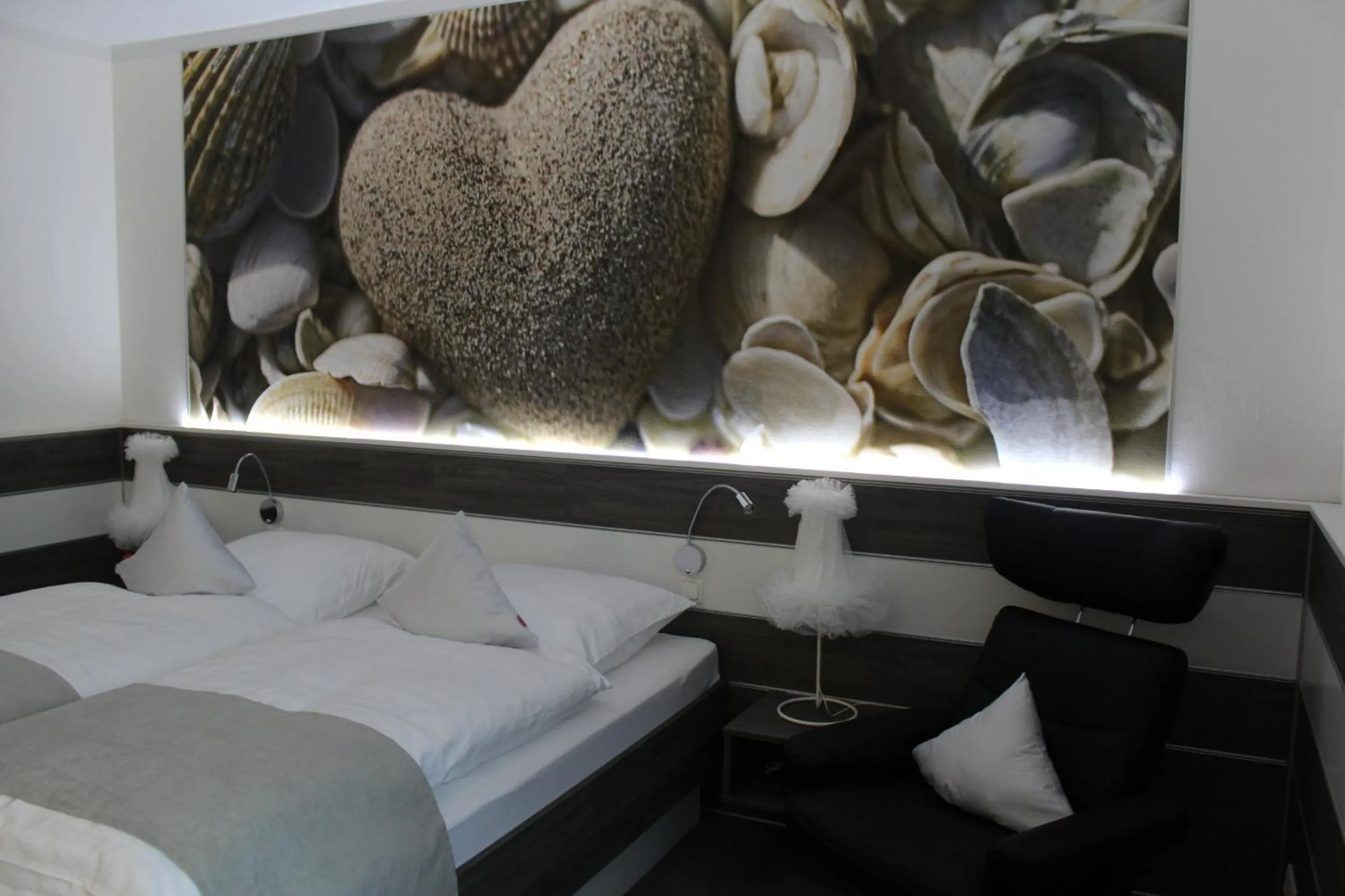 Photo of the whole room, Bed in Hotel Ripken